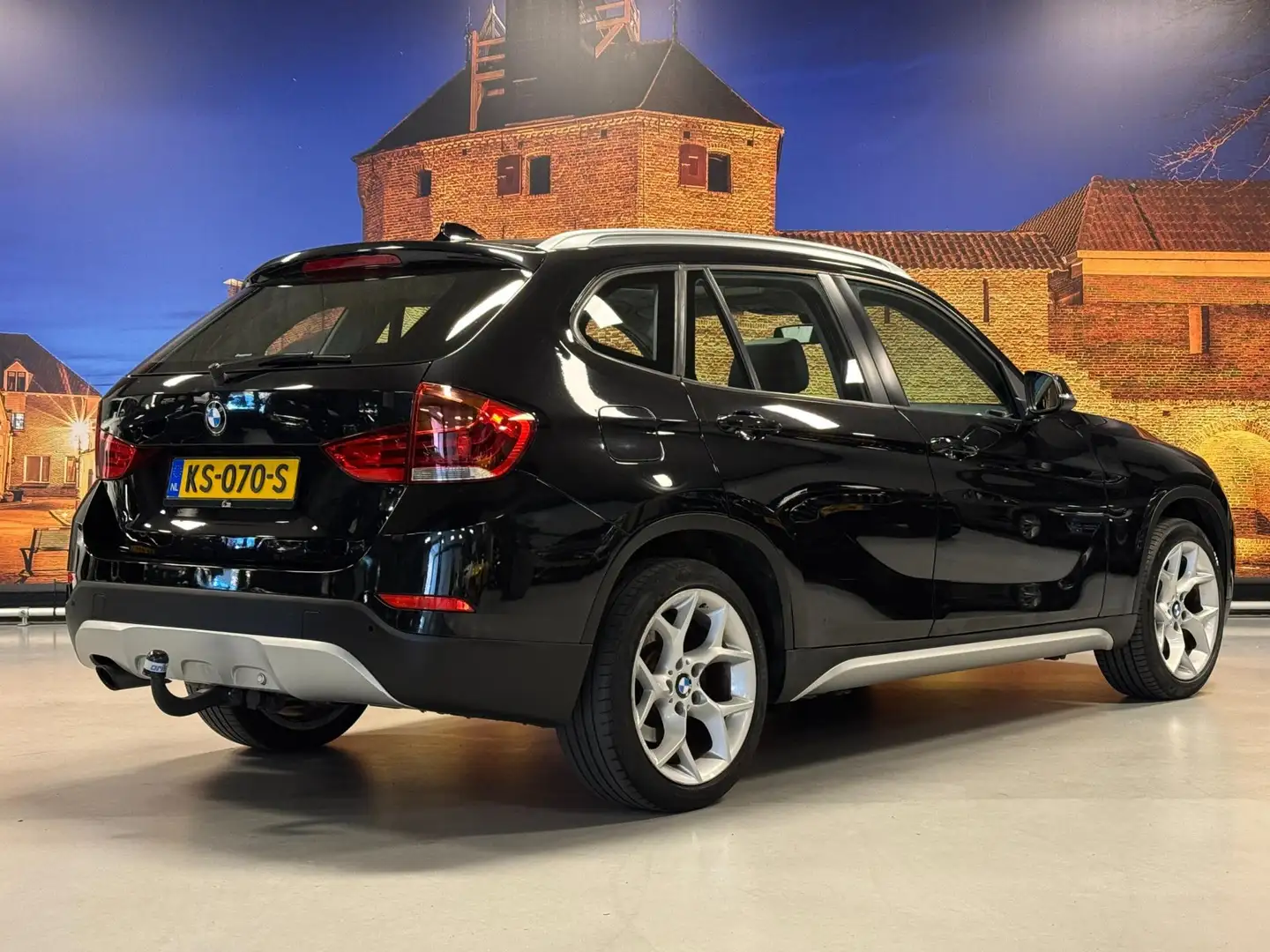 BMW X1 XDrive20d High Exe Automaat Leer Panodak Xenon Nero - 2