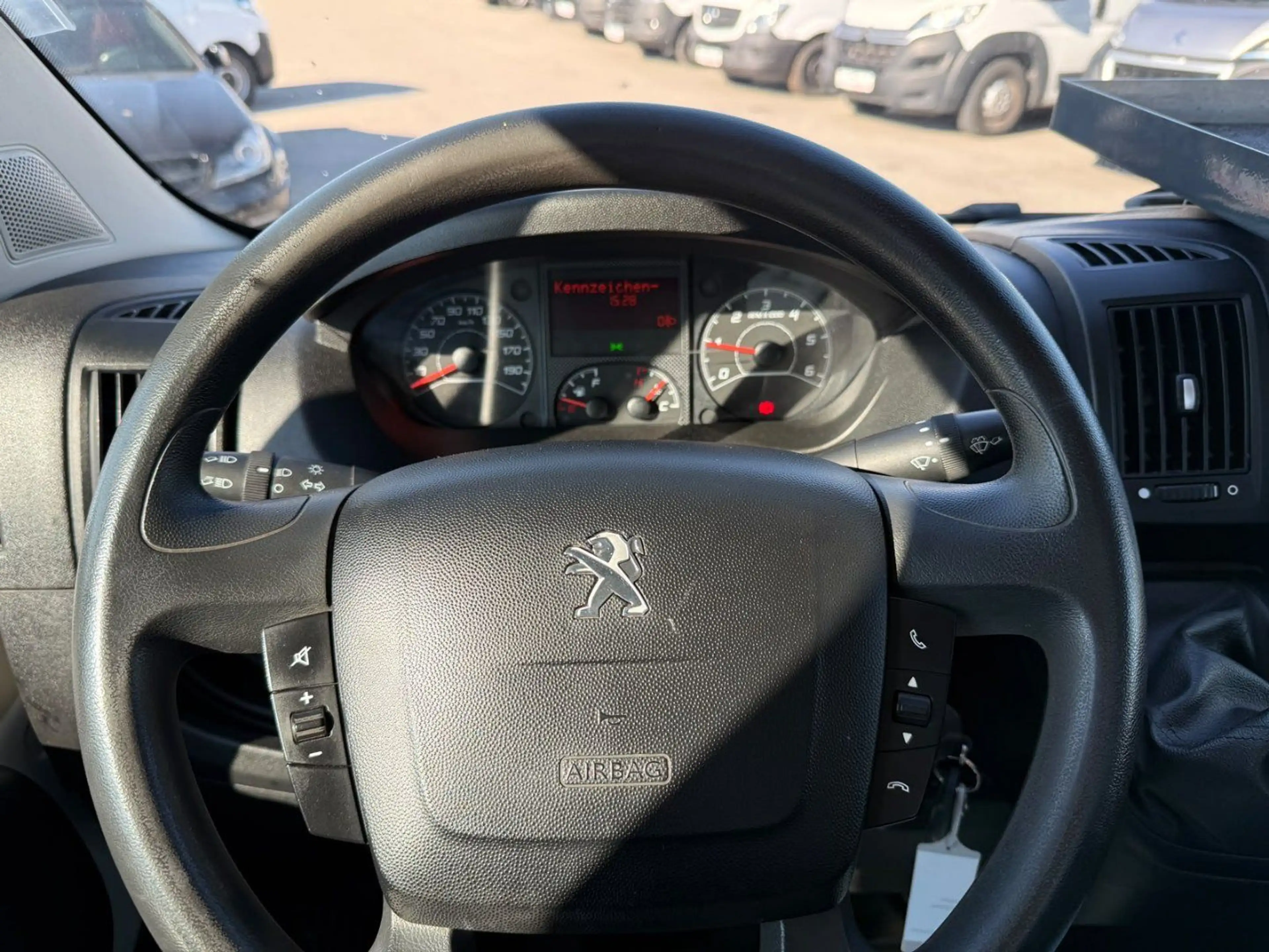 Peugeot Boxer Pritsche 2.2 L3 *Netto €12.900,-* — photo 13