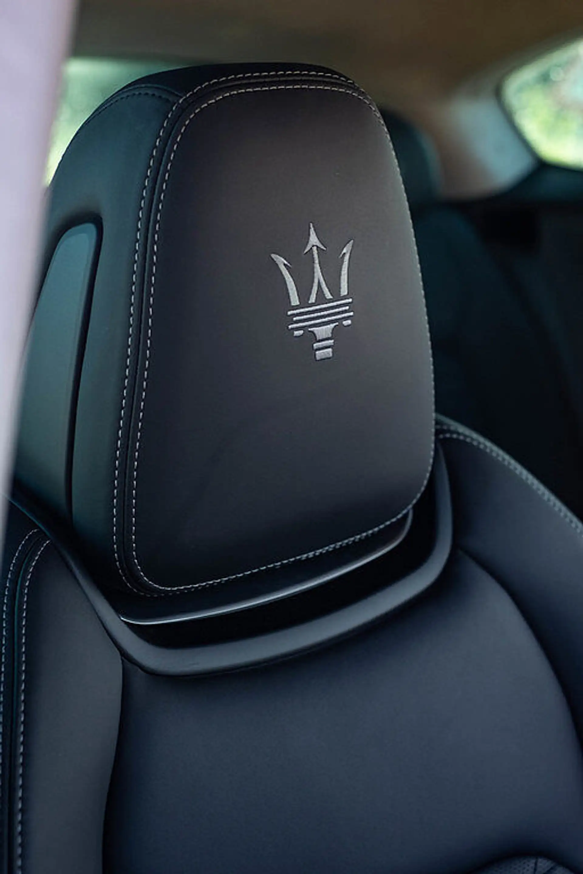 Maserati Ghibli S Q4 GranSport  - Kamera, LED, 20' Zoll, Navi — photo 15