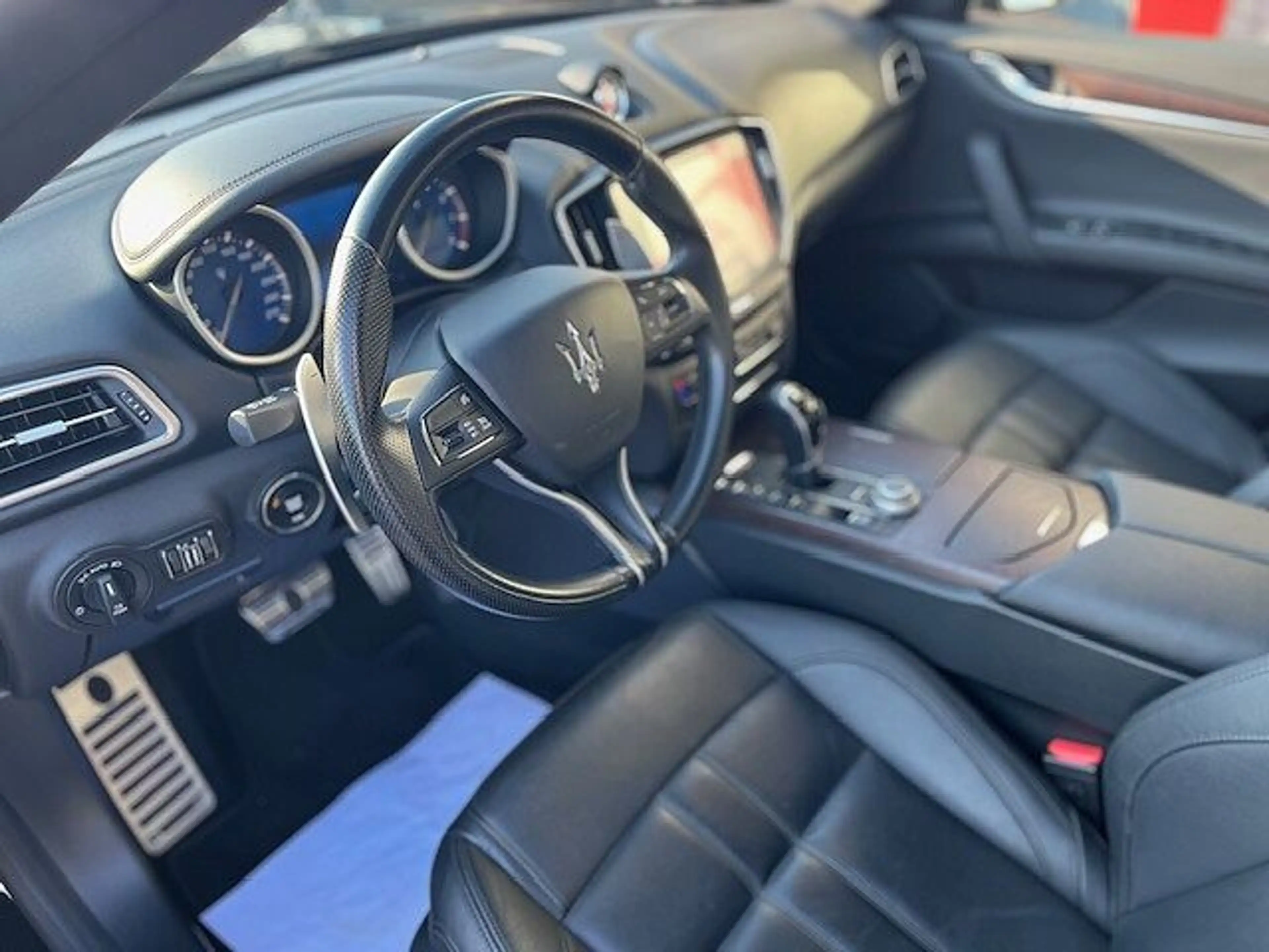 Maserati Ghibli S Q4 GranSport  - Kamera, LED, 20' Zoll, Navi — photo 12