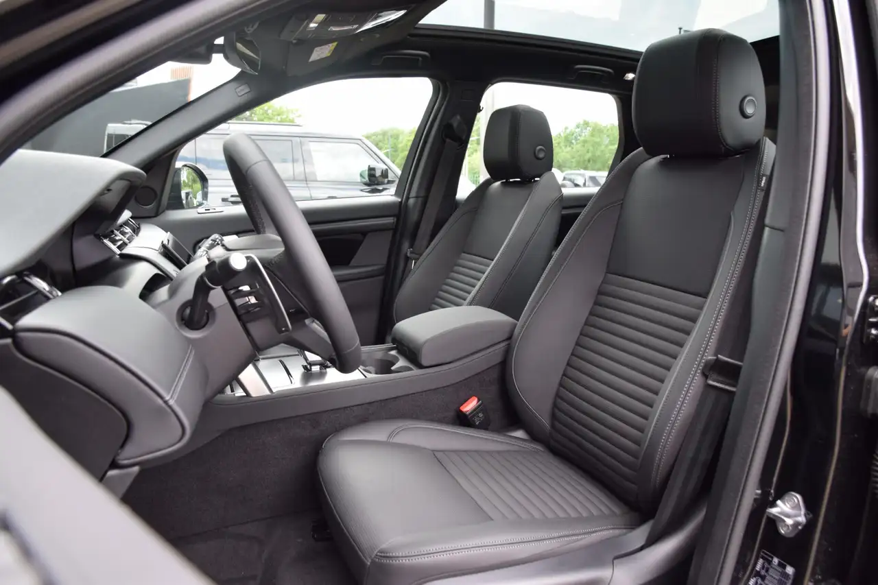 Land Rover Discovery Sport 2026