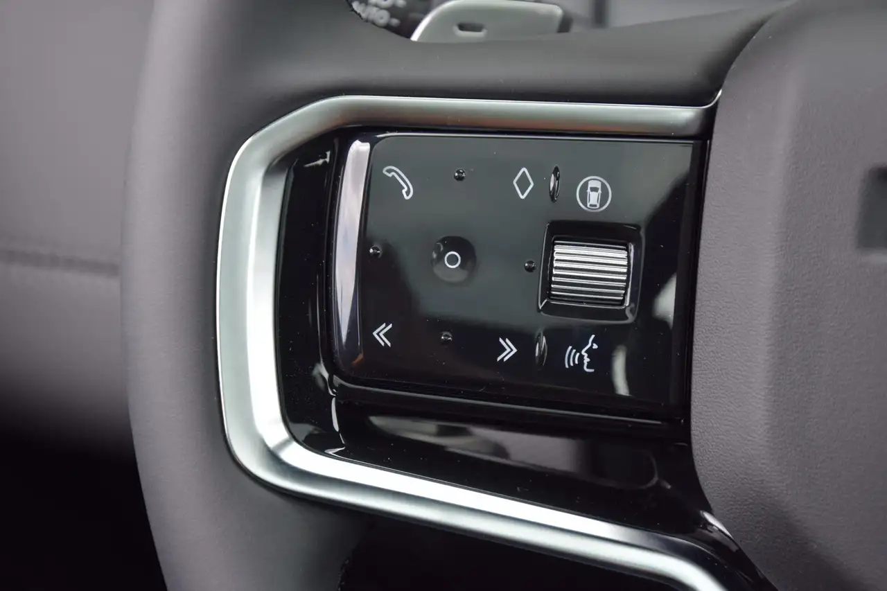 Land Rover Discovery Sport 2026 — фото 8