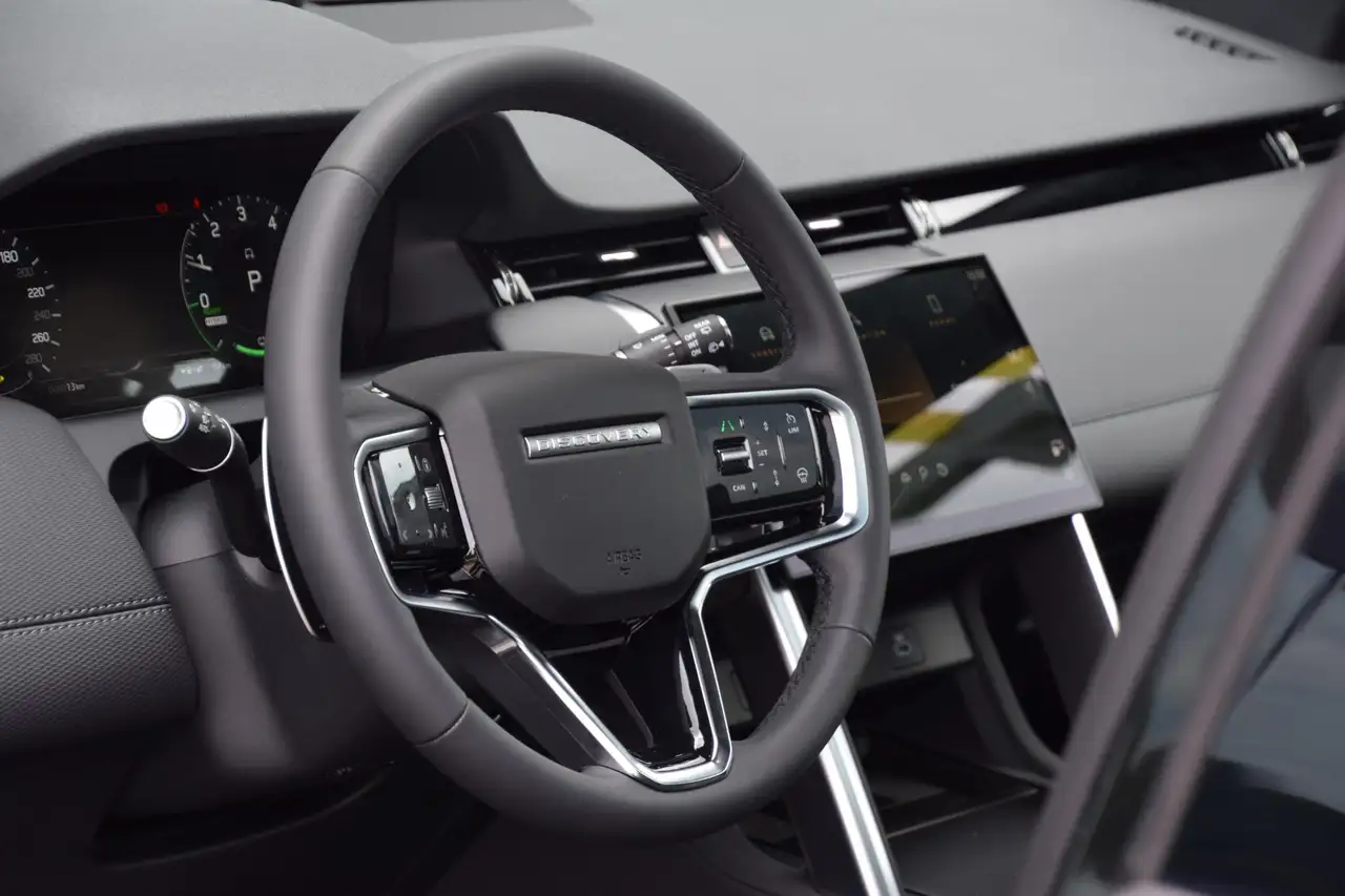 Land Rover Discovery Sport 2026