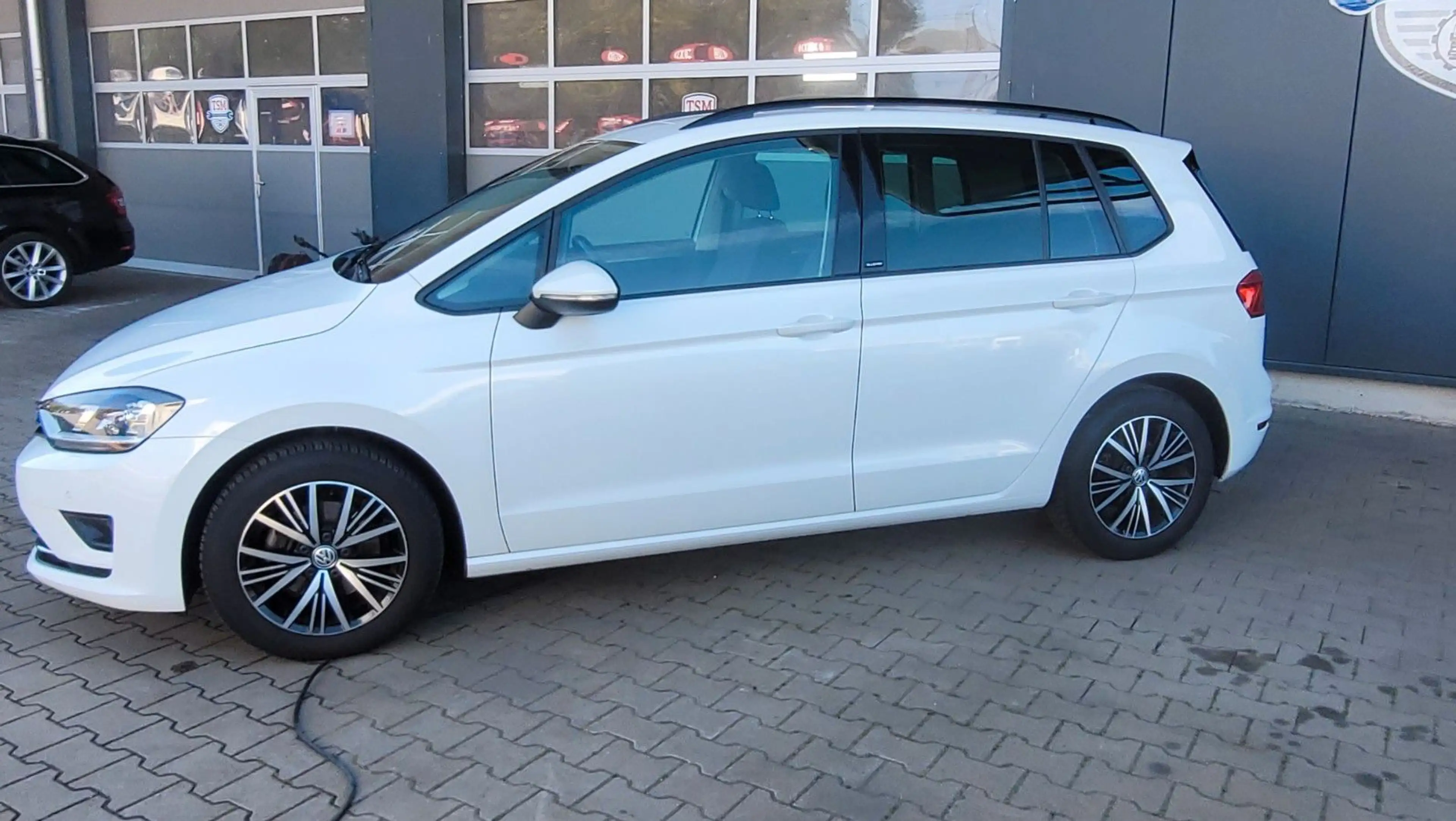 Volkswagen Golf Sportsvan Allstar Xenon PDC ACC — photo 4