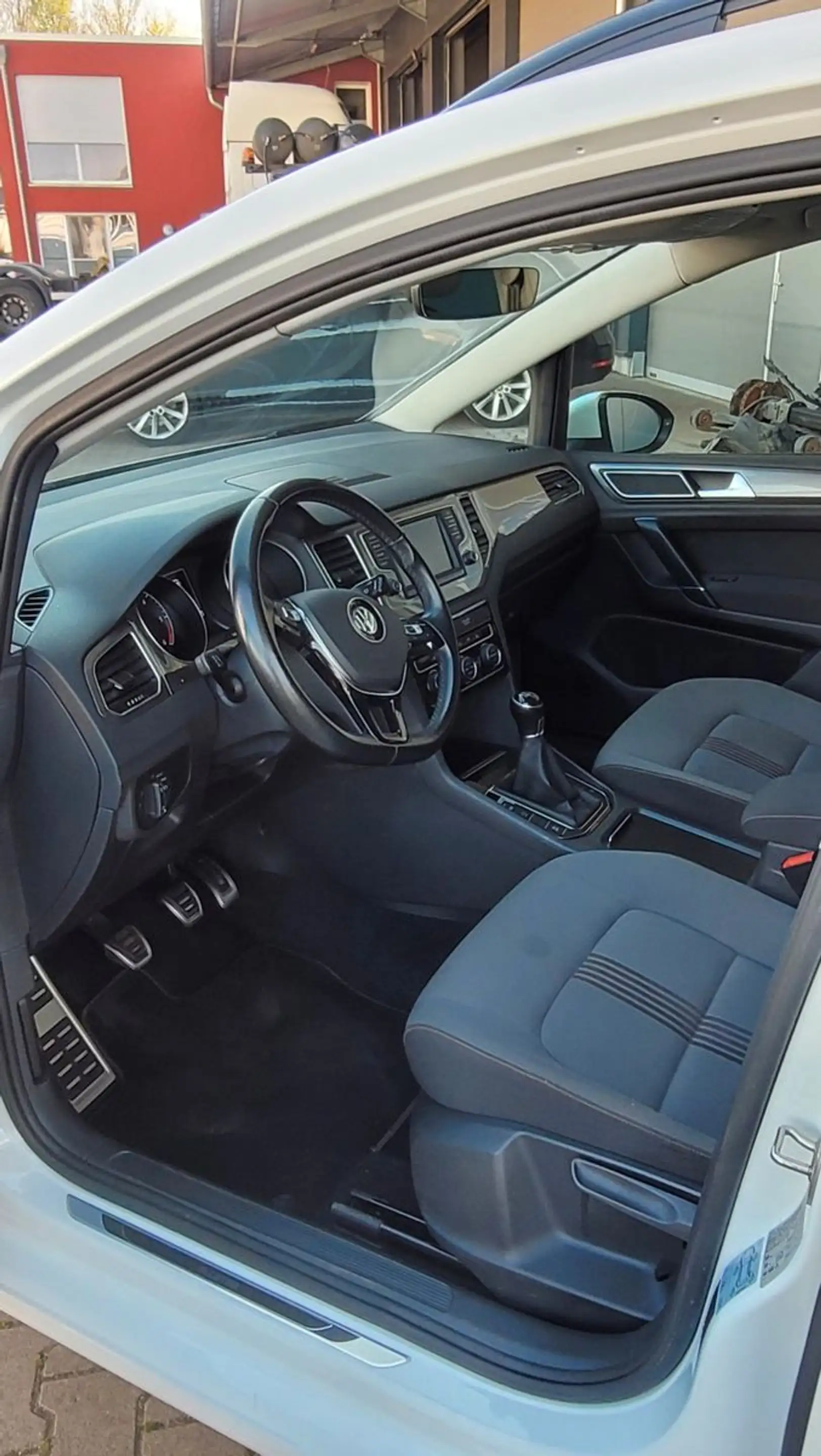 Volkswagen Golf Sportsvan Allstar Xenon PDC ACC — photo 8