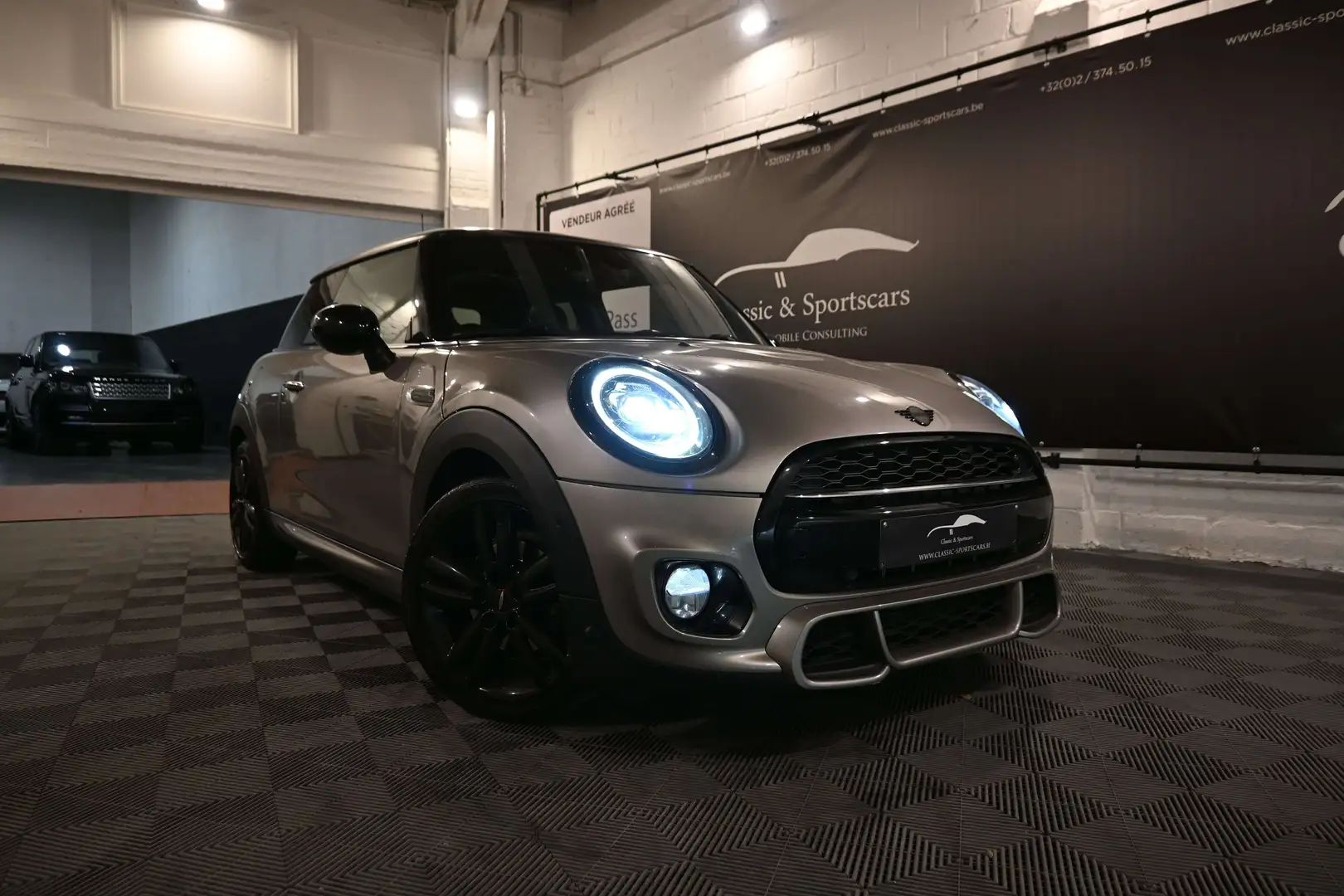 MINI Cooper D 1.5 D FACELIFT / LOOK JOHN COOPER WORKS / JCW Gris - 2