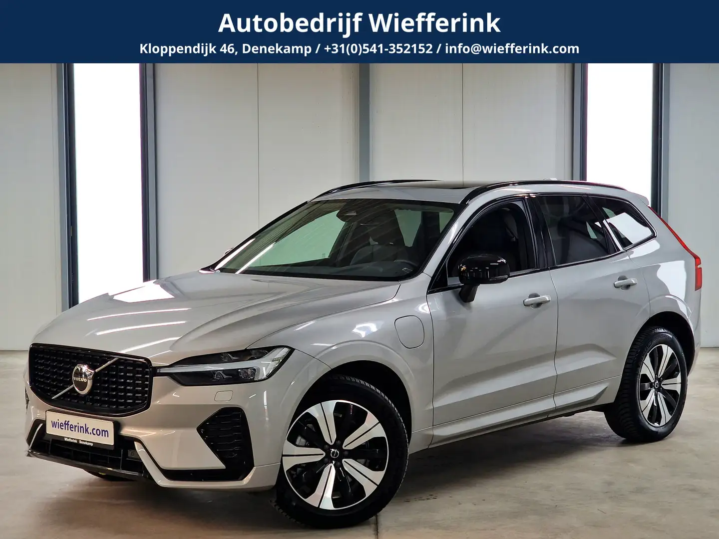 Volvo XC60 2.0 T6 Plug-in hybrid AWD Plus Dark 350pk | Elek. Argento - 1