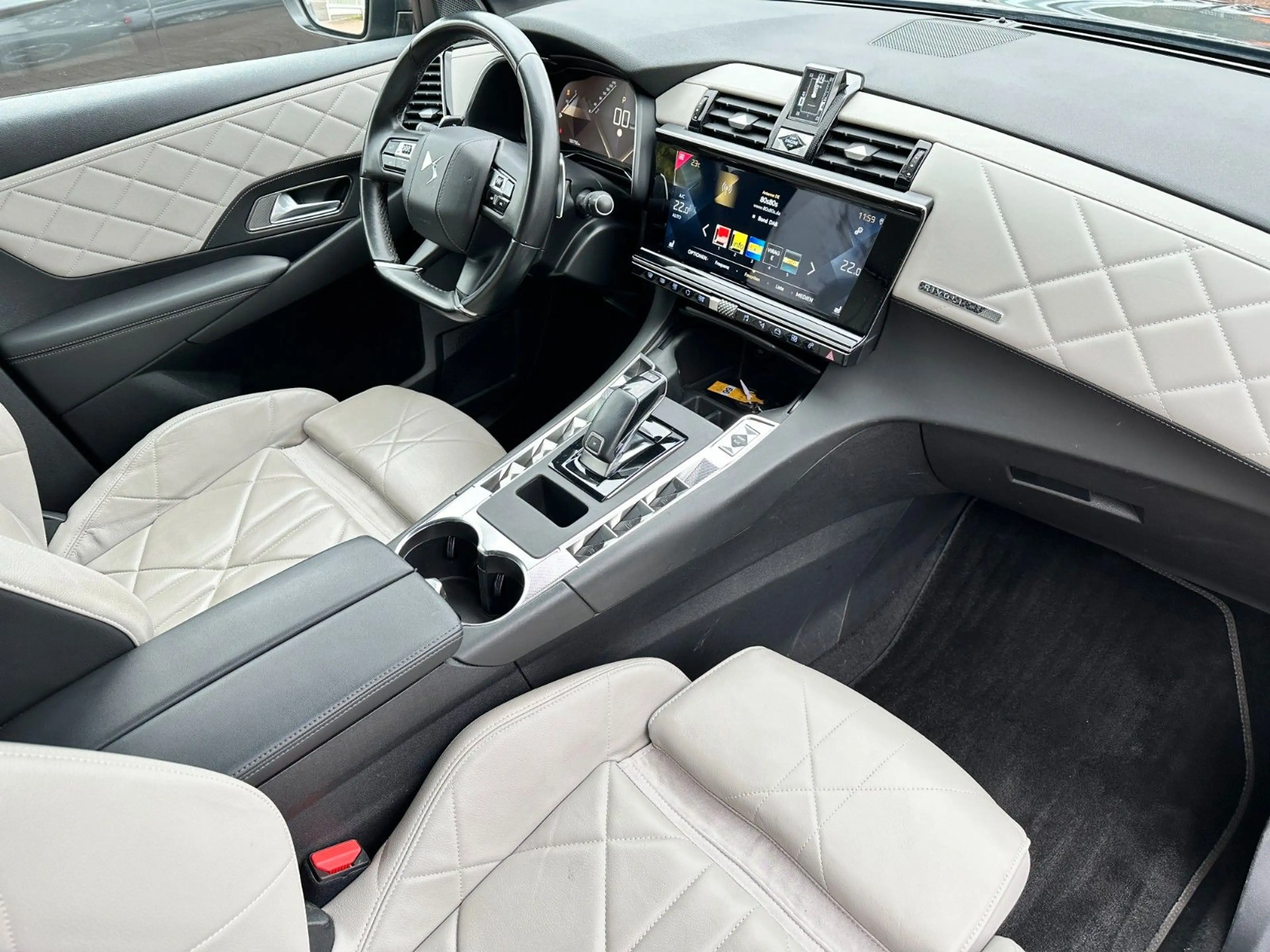 DS Automobiles DS 7 Crossback DS 7 Crossback 1.6 Ligne Noire Special Edition — photo 13