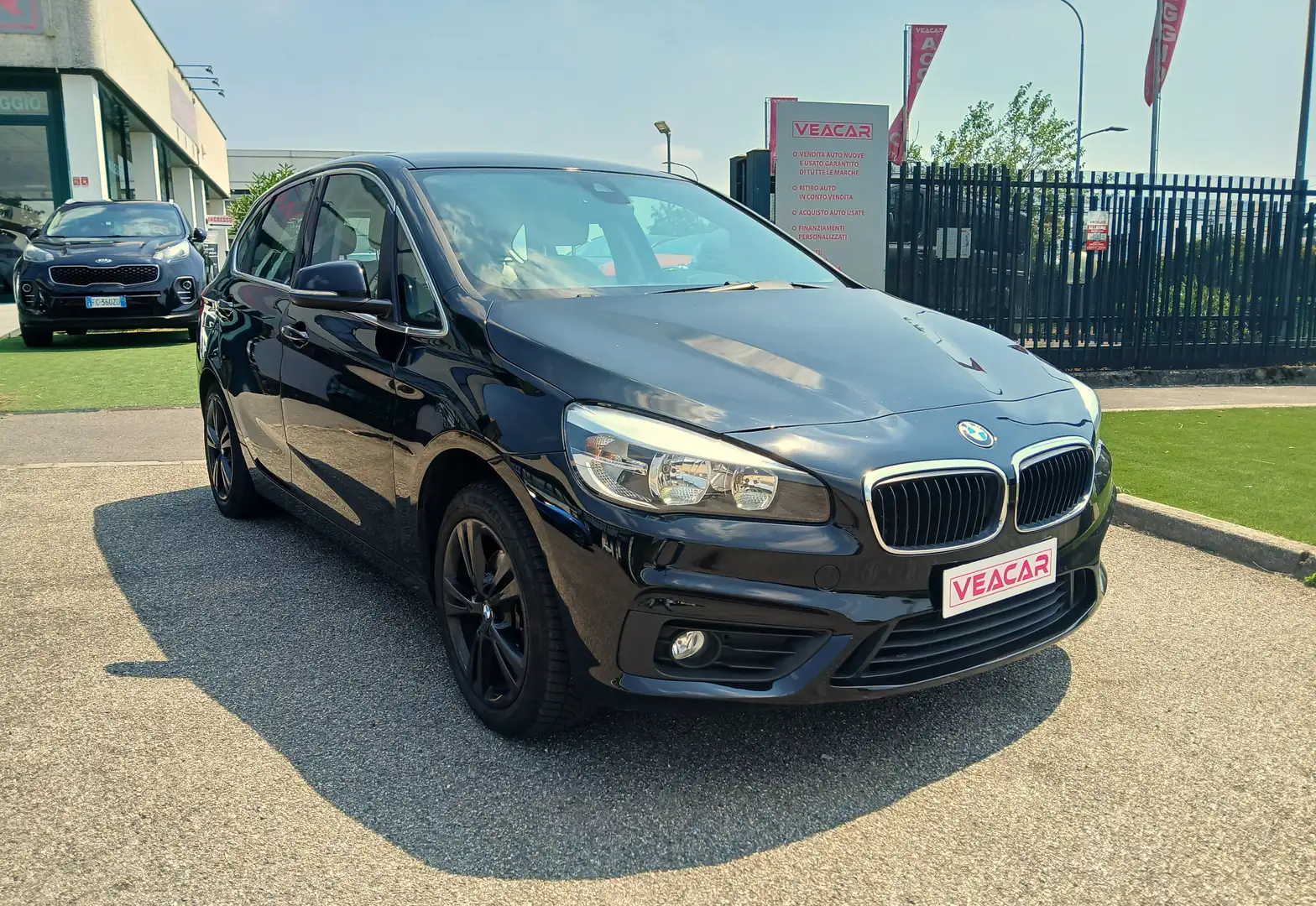 BMW 218 Active Tourer Luxury automatica km 98.000!! Nero - 2