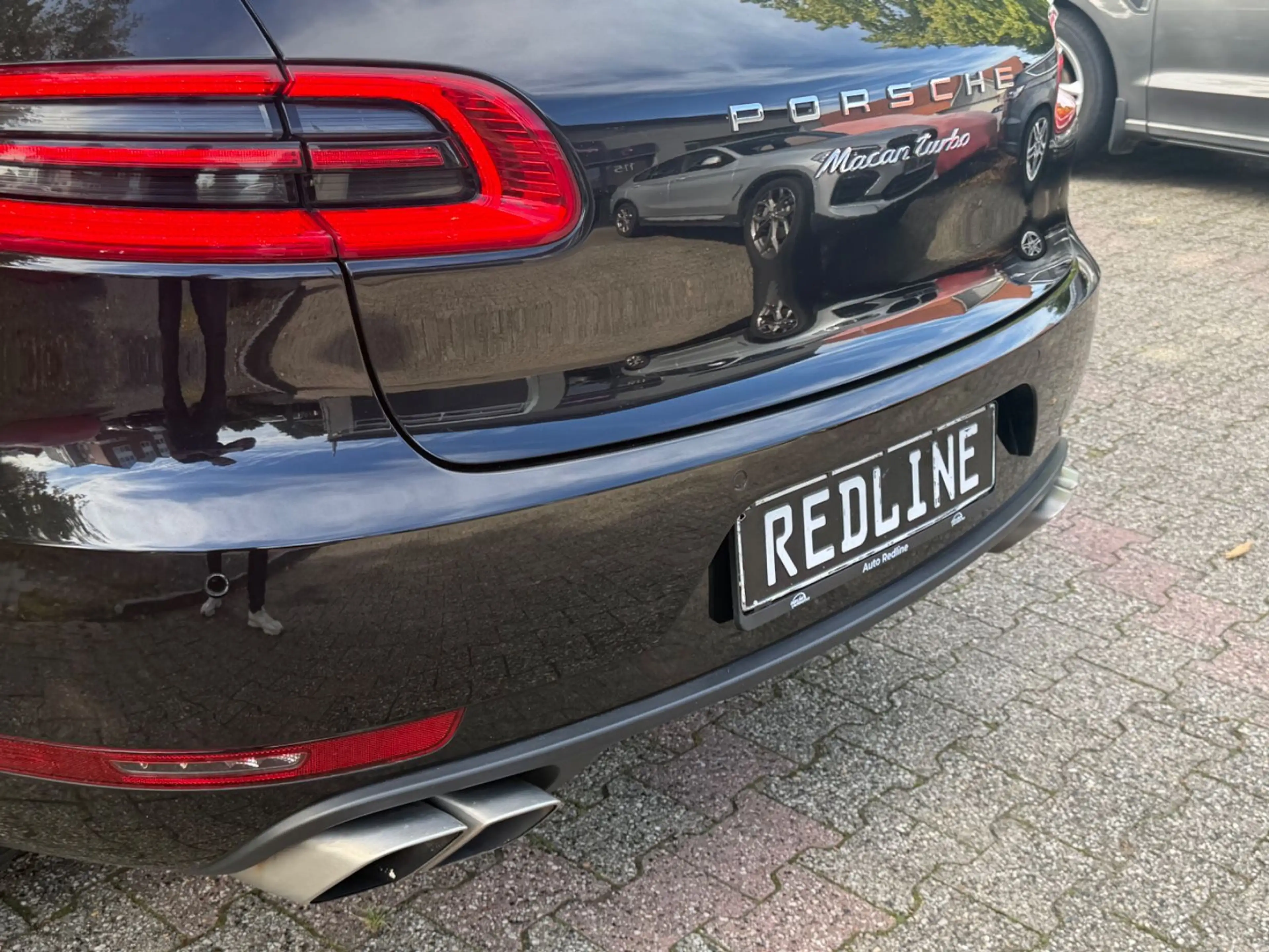 Porsche Macan Turbo /// 1 Hand /// Traum /// — photo 14