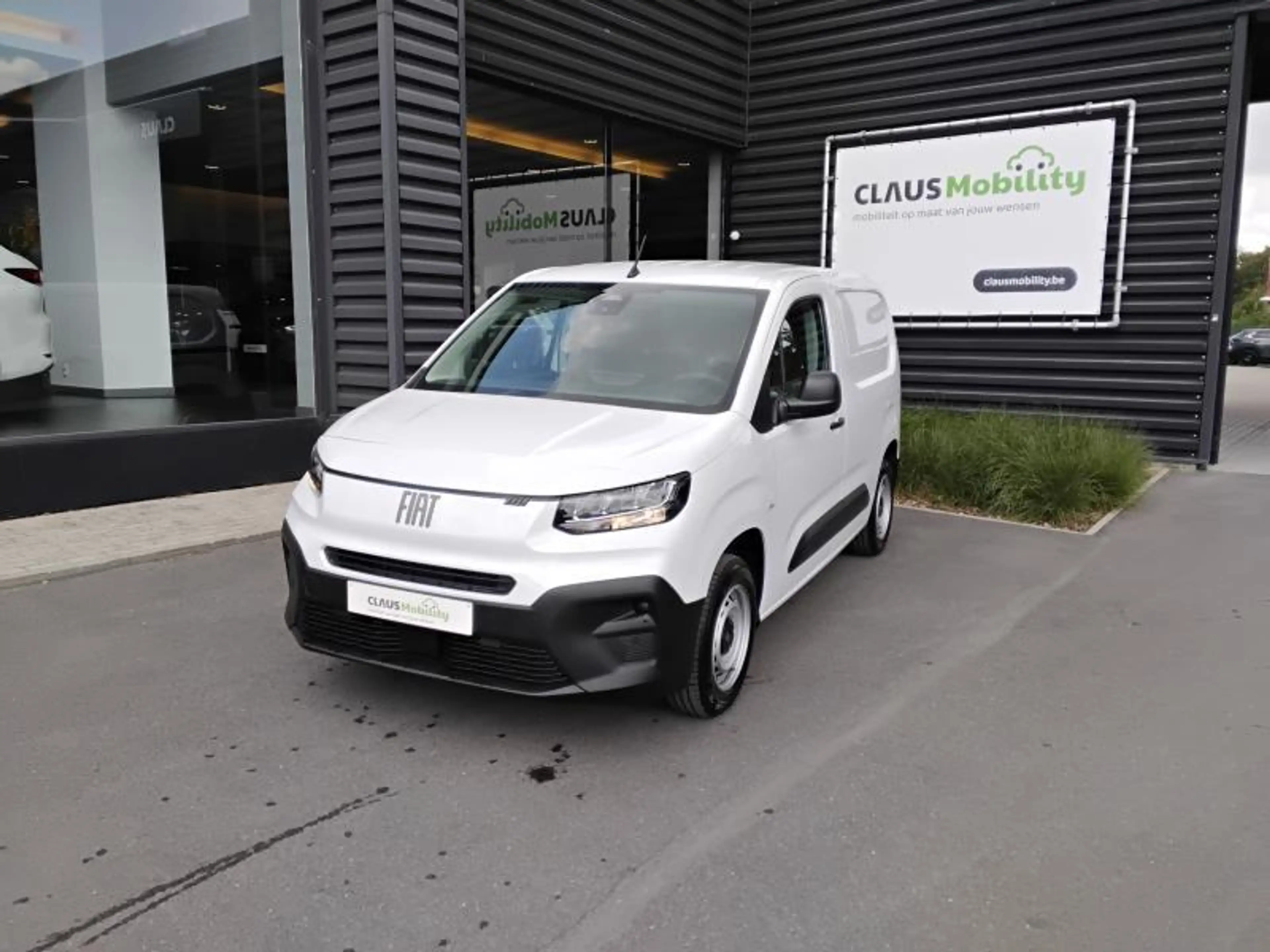 Fiat Doblo Series 4 Van Magic Diesel 100 — photo 3