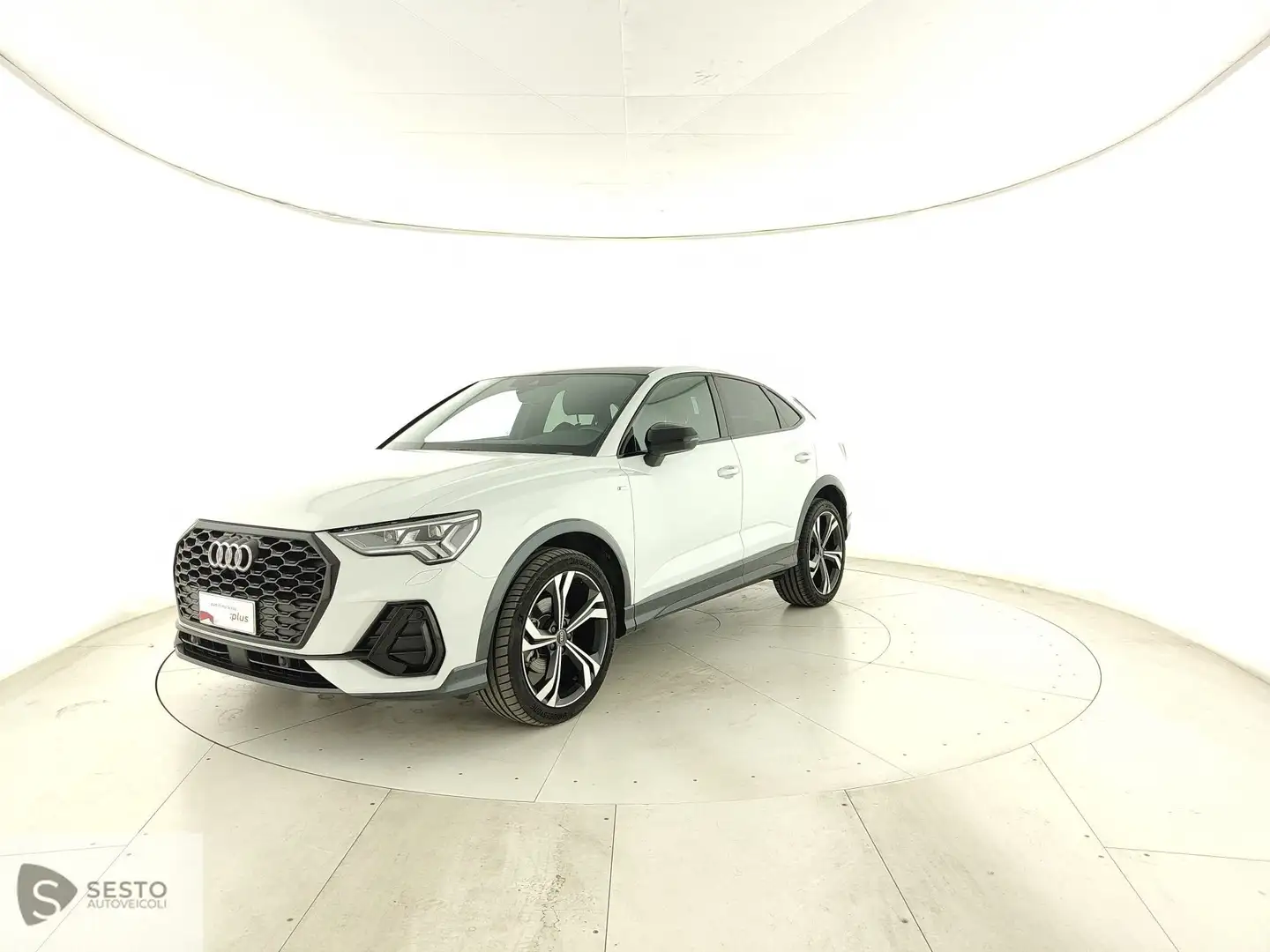 Audi Q3 2019 Sportback SPB 35 TDI S tronic S line edition Bianco - 1