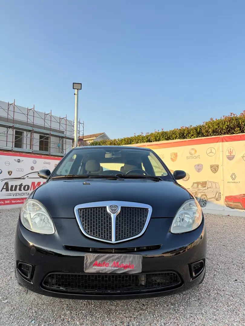 Lancia Ypsilon 1.3 MJT 75 CV Argento Noir - 1