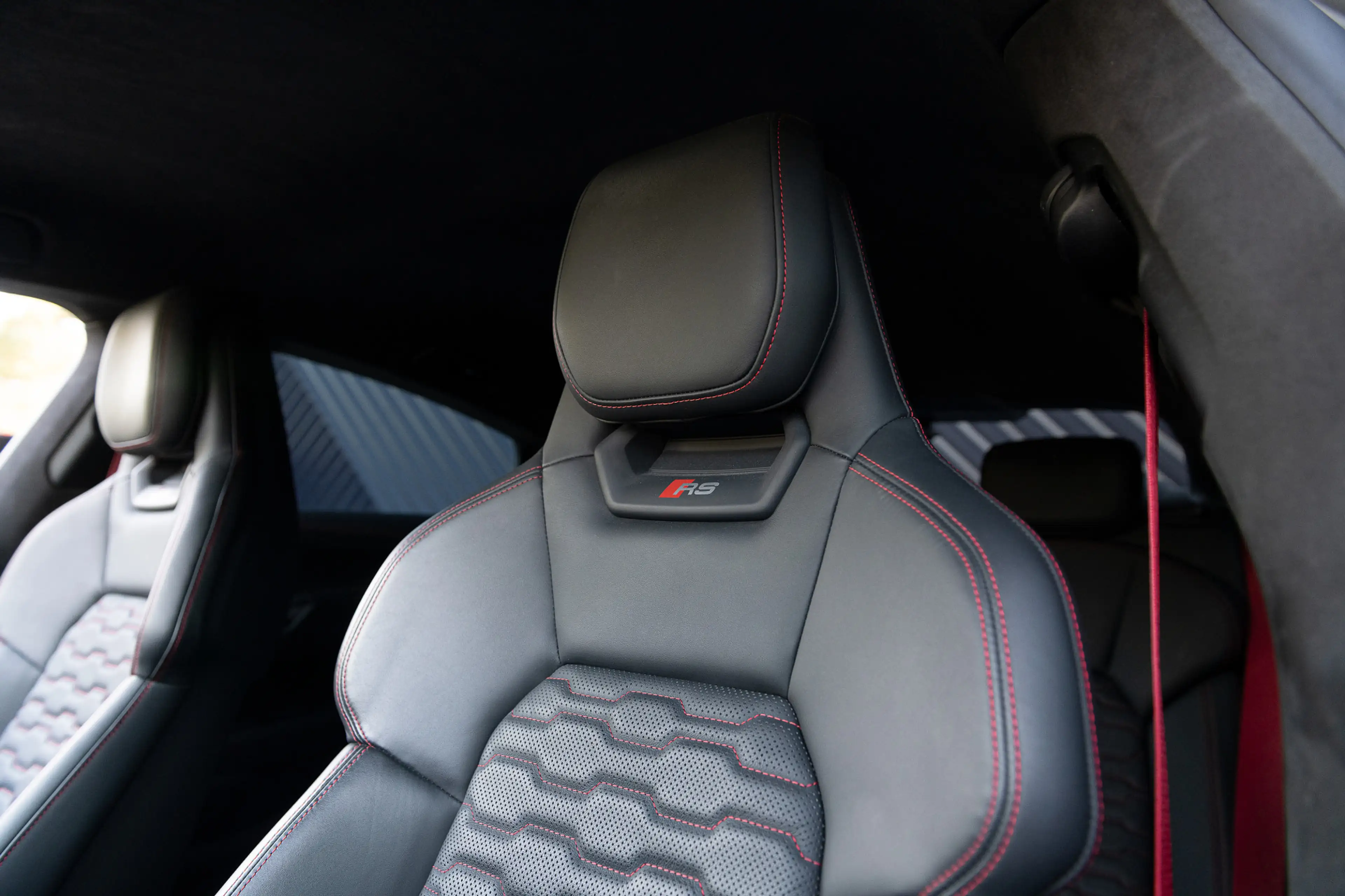 Audi RS e-tron GT quattro 93 kWh ACC Carbondak RS Seats B&O Massage — photo 28