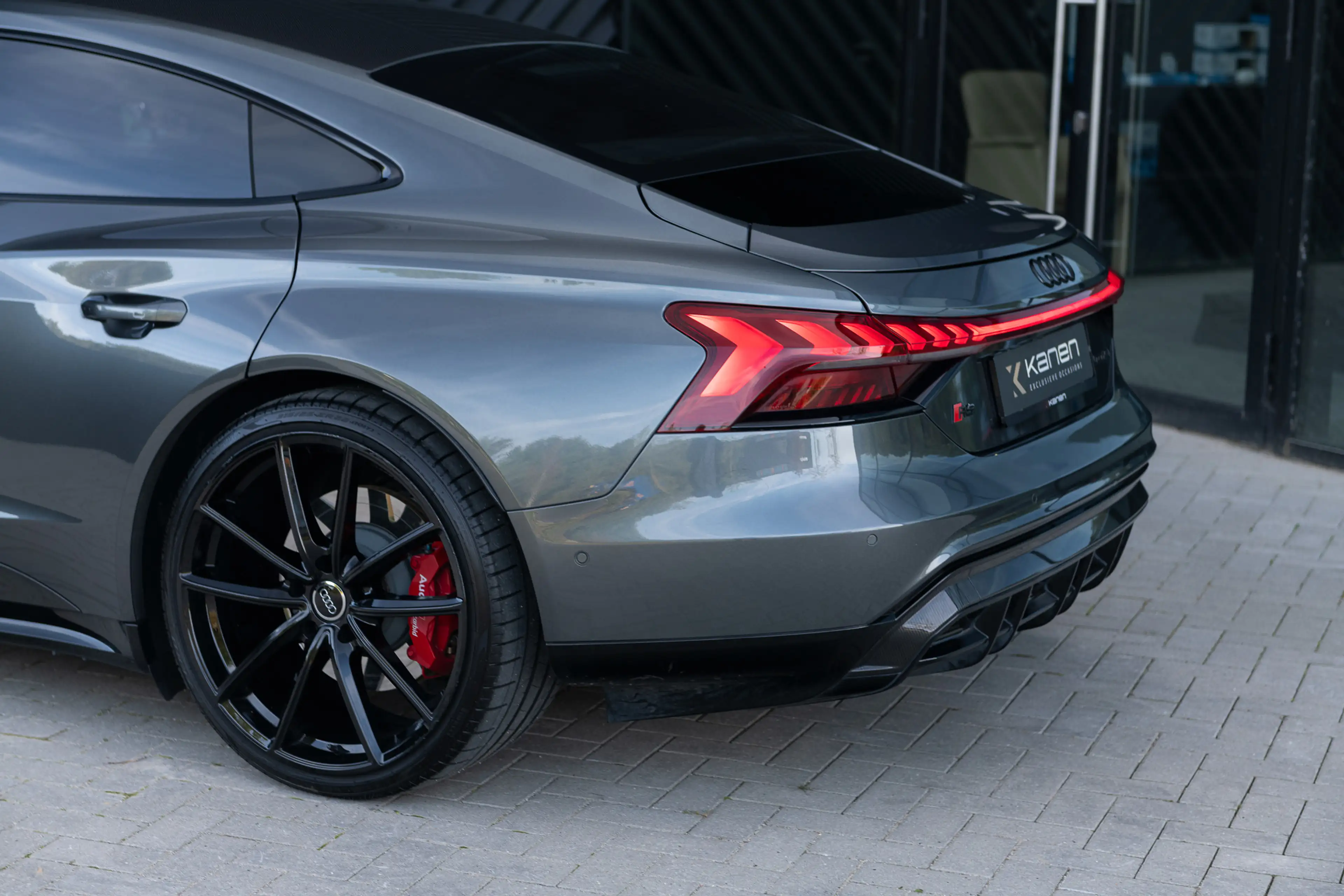 Audi RS e-tron GT quattro 93 kWh ACC Carbondak RS Seats B&O Massage — photo 20