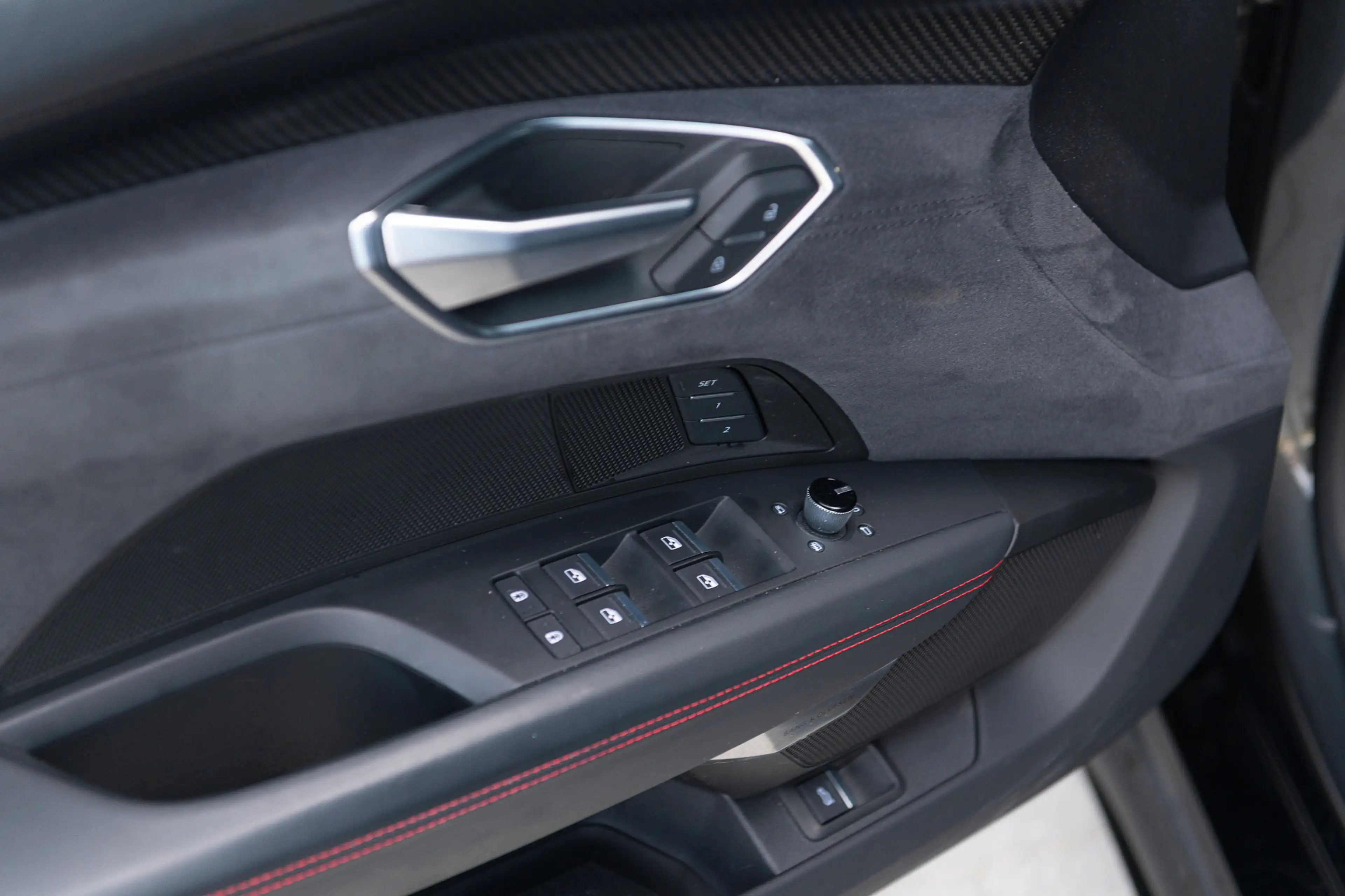 Audi RS e-tron GT quattro 93 kWh ACC Carbondak RS Seats B&O Massage — photo 42
