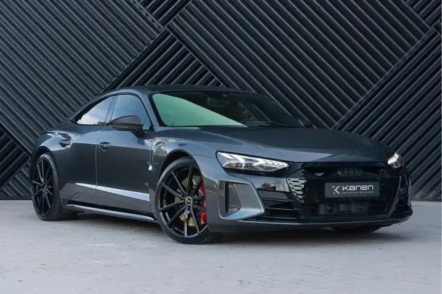 Audi RS e-tron GT quattro 93 kWh ACC Carbondak RS Seats B&O Massage