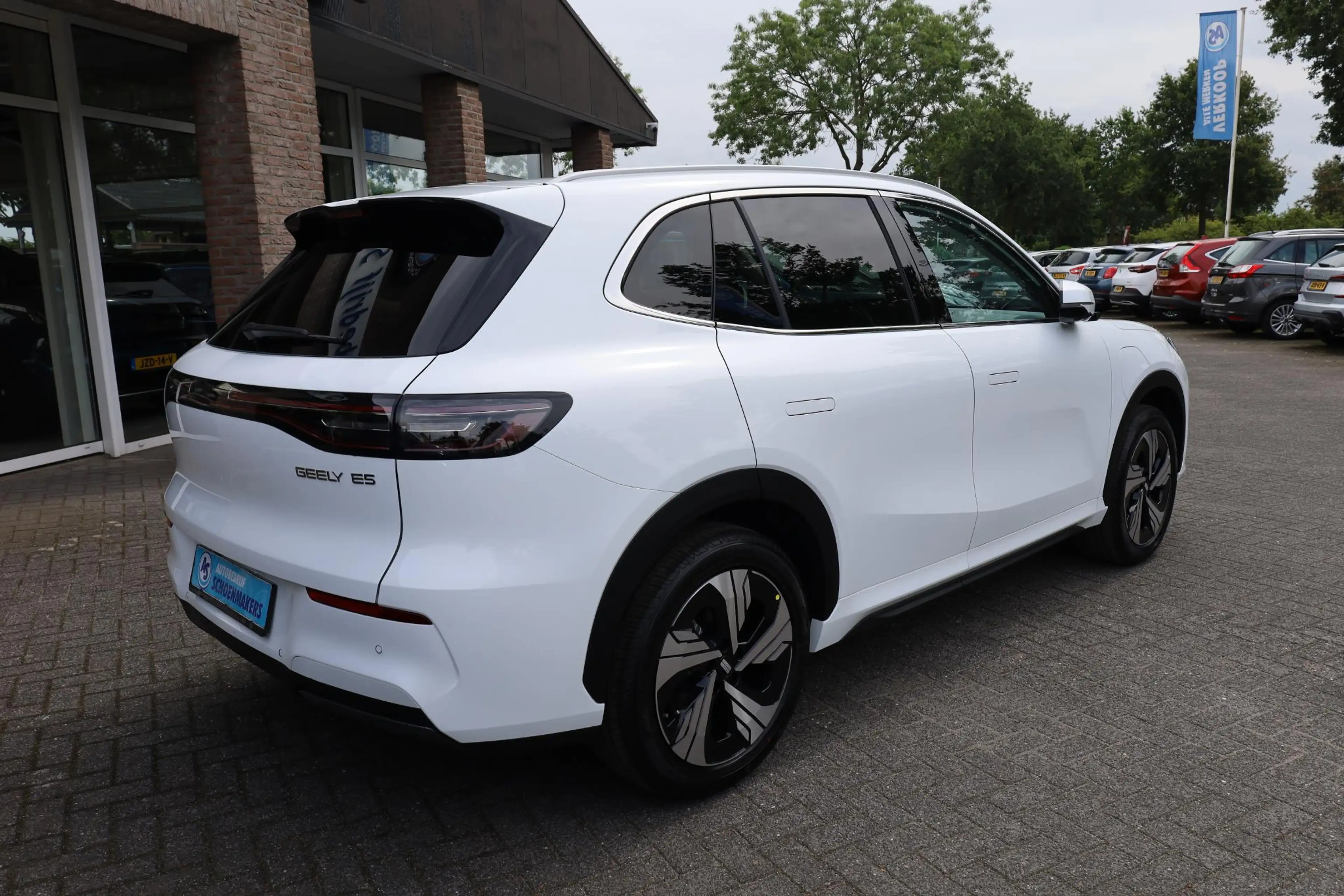 Geely E5 Max+ 68 kWh WIT-LEDER! 475KM-RIJBEREIK PANO MASSAG — photo 2