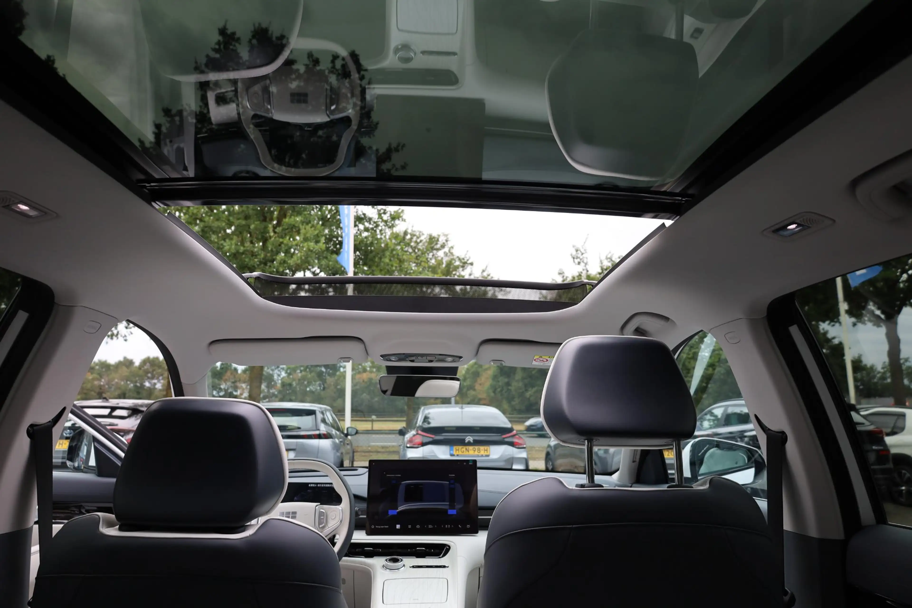 Geely E5 Max+ 68 kWh WIT-LEDER! 475KM-RIJBEREIK PANO MASSAG — photo 40