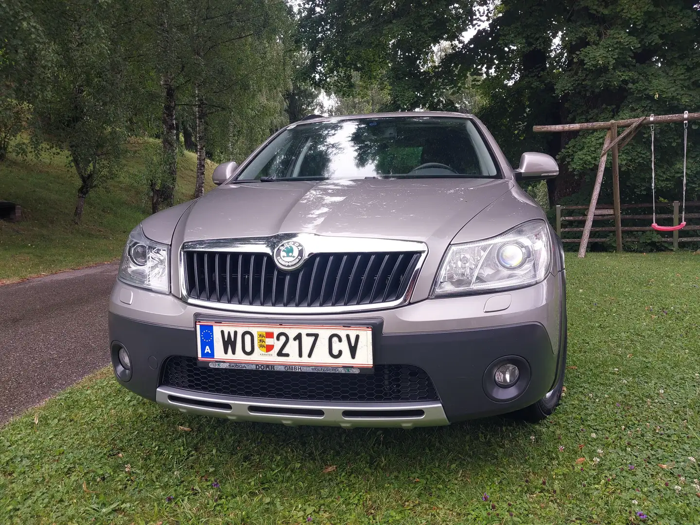 Skoda Octavia Octavia Combi 2,0 Scout TDI CR DPF 4x4 Scout Gold - 1