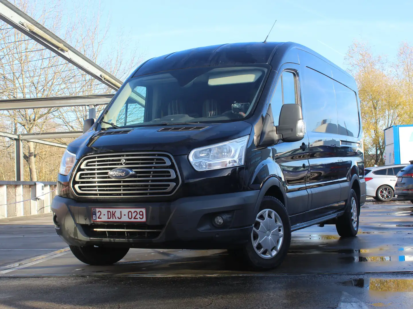 Ford Transit Bus L3H2 Negro - 1
