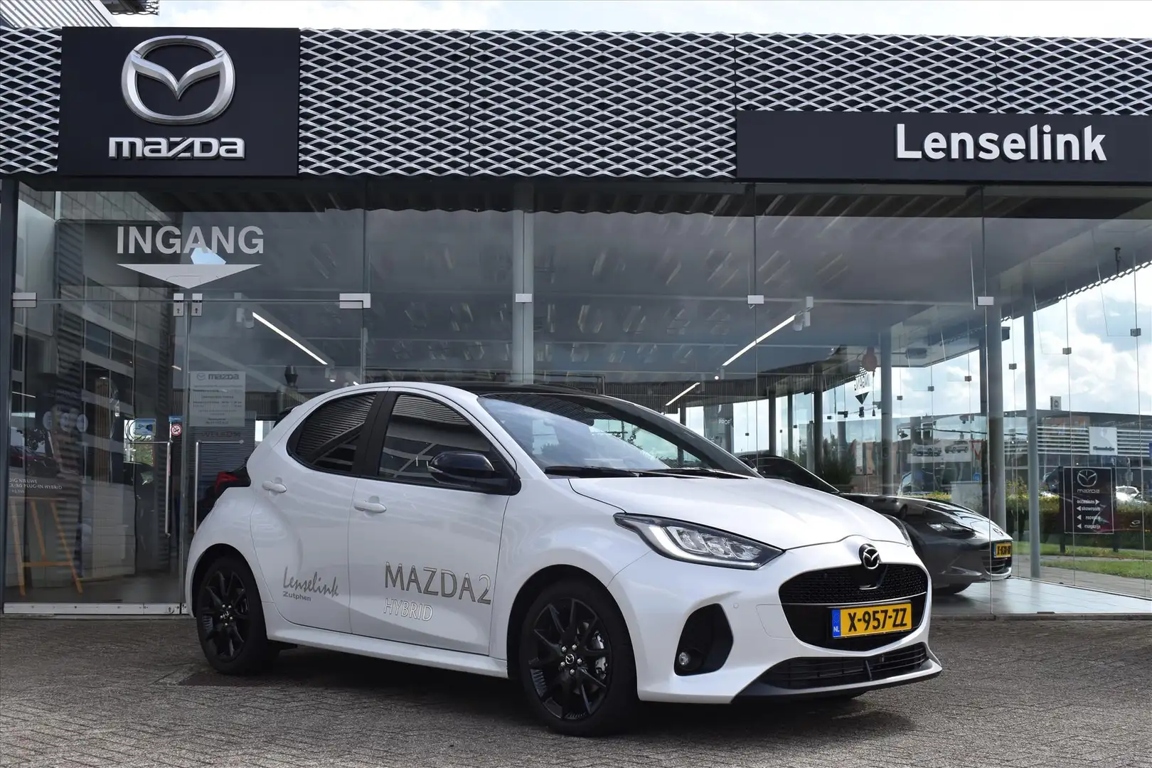 Mazda 2 Hybrid 1.5 Hybrid 116pk Homura Plus + Panodak | De Wit - 1