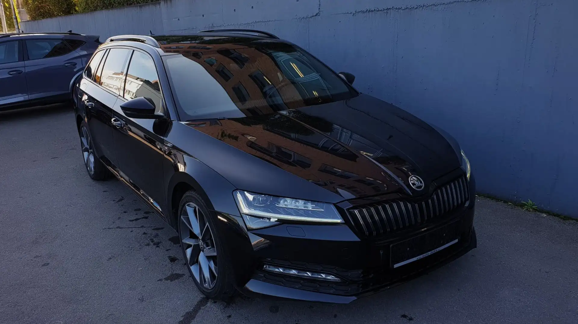 Skoda Superb 1.4 TSI iV DSG SPORTLINE Virtual/Navi/AHK Белый - 2