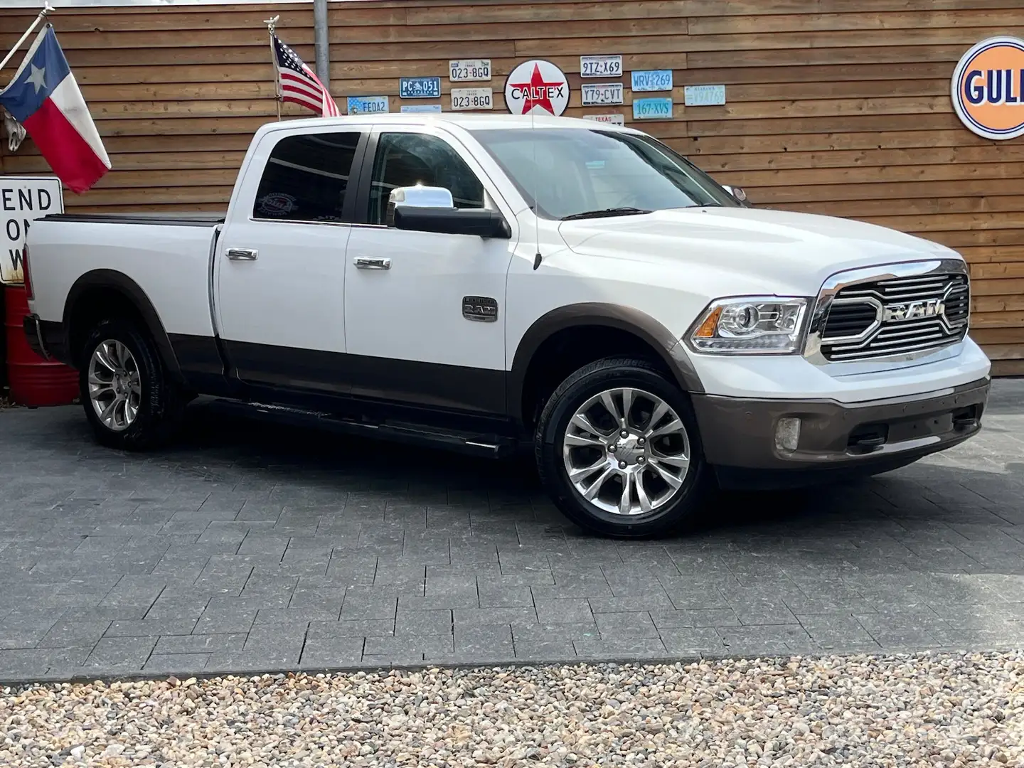 Dodge RAM 1500 Longhorn 5.7L LPG Memory Navi Leder Weiß - 2