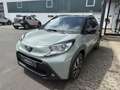 Toyota Aygo X Teamplayer Grün - thumbnail 2