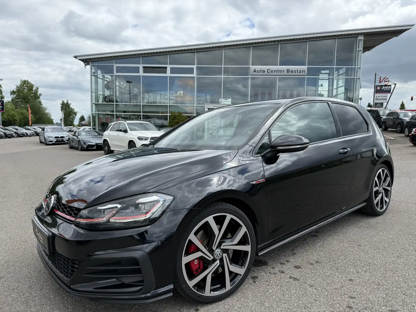 Volkswagen Golf VII GTI PERFORMANCE/VIRTUAL COCKPIT/DSG/PDC Schwarz - 2