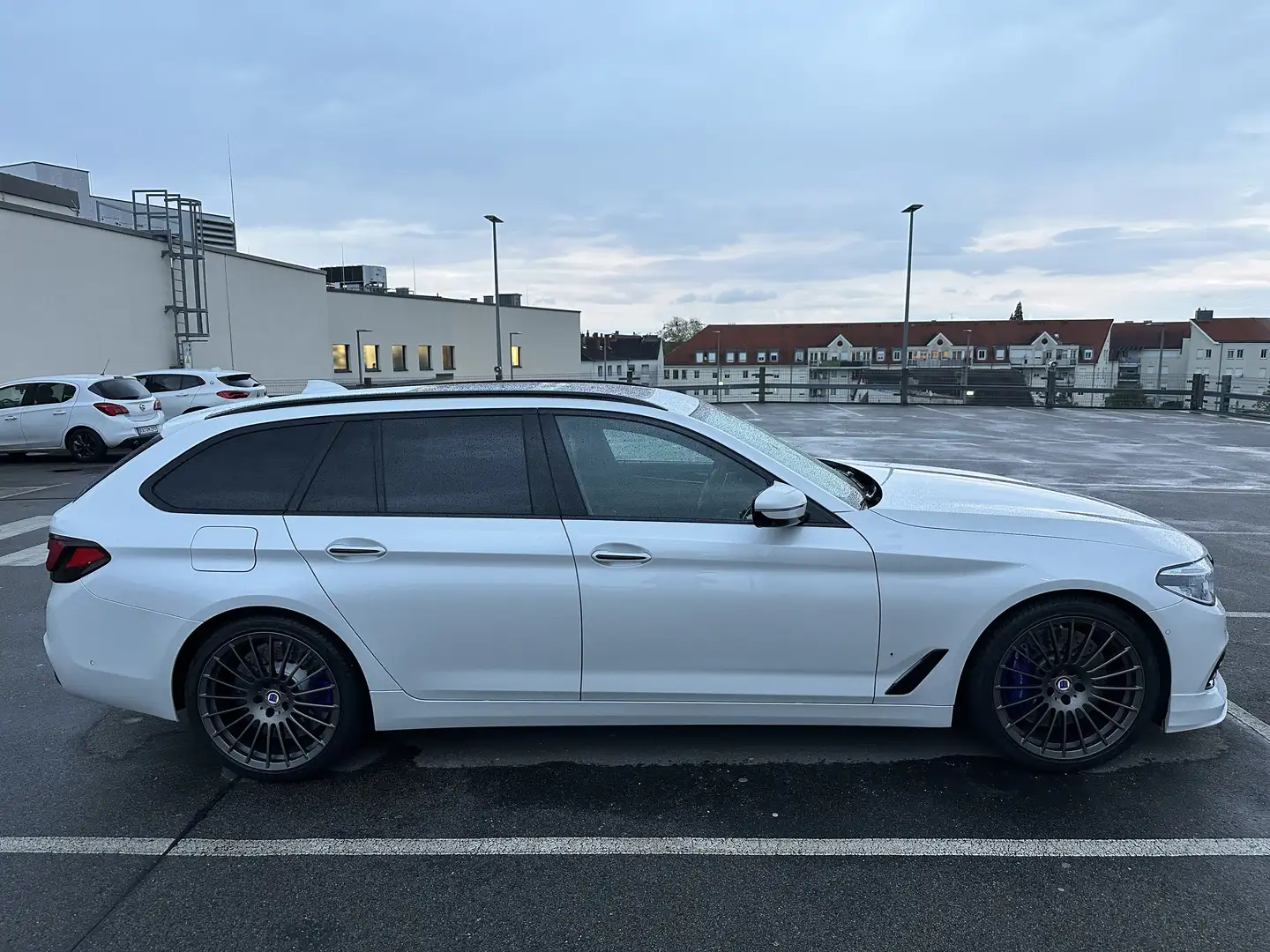 Alpina B5 Biturbo Touring Switch-Tronic - 2