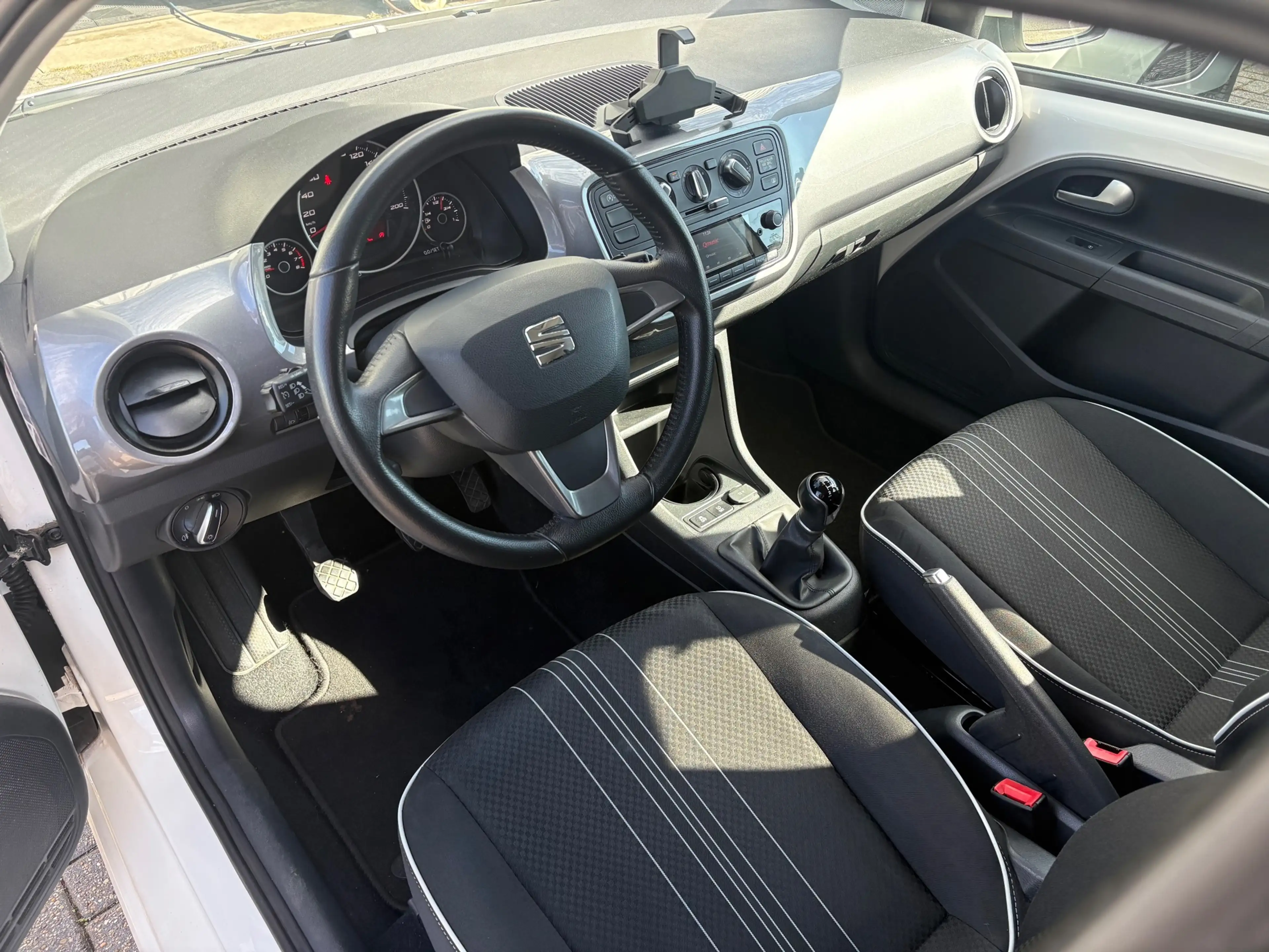 SEAT Mii 1.0 Sport Intense Cruise|Airco|Bleutooth|PDC|NAP — photo 3