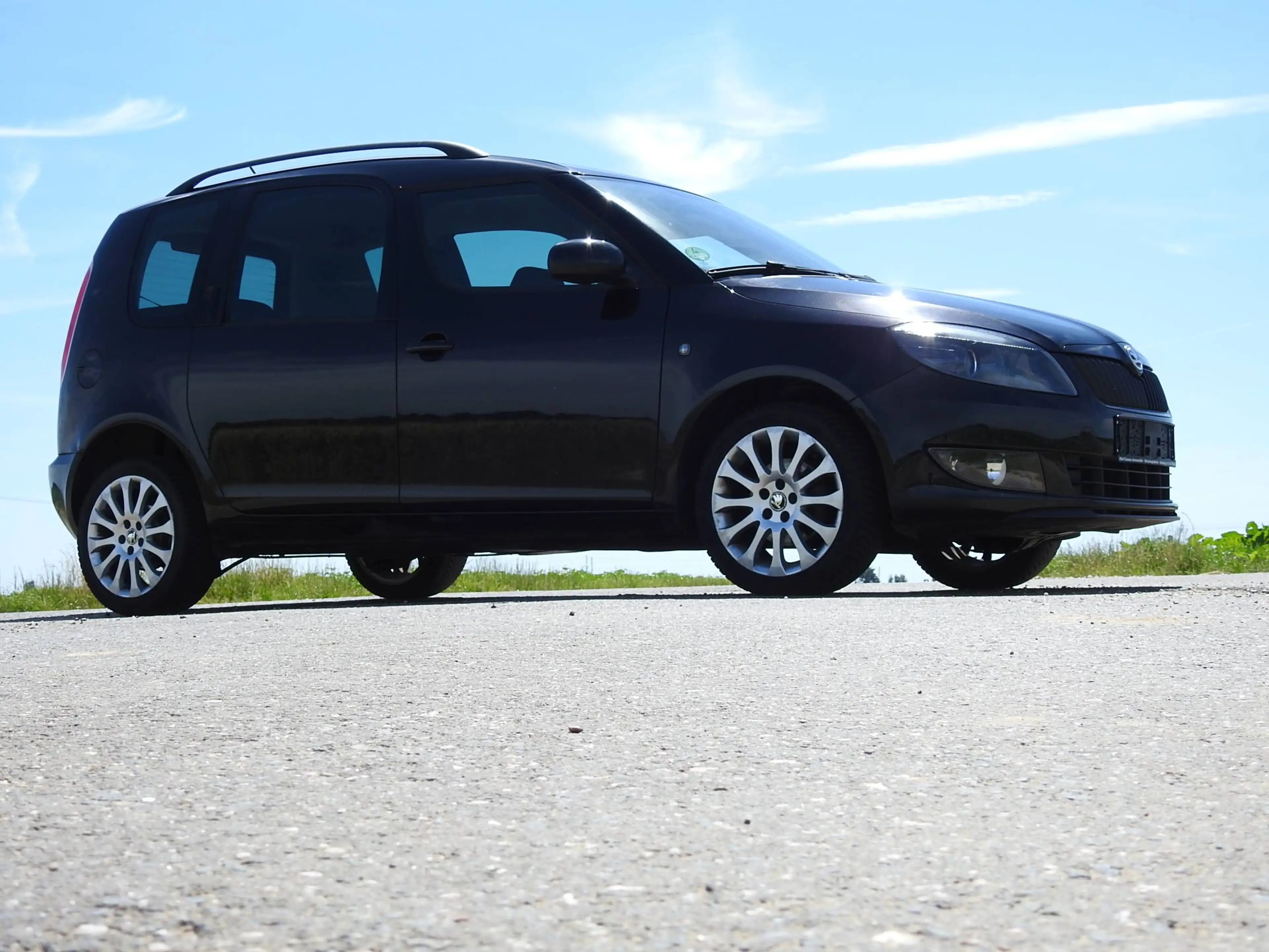 Skoda Roomster 1.2 TSI . Klima. Ganzjahresreifen. Sitzheizung! — photo 35