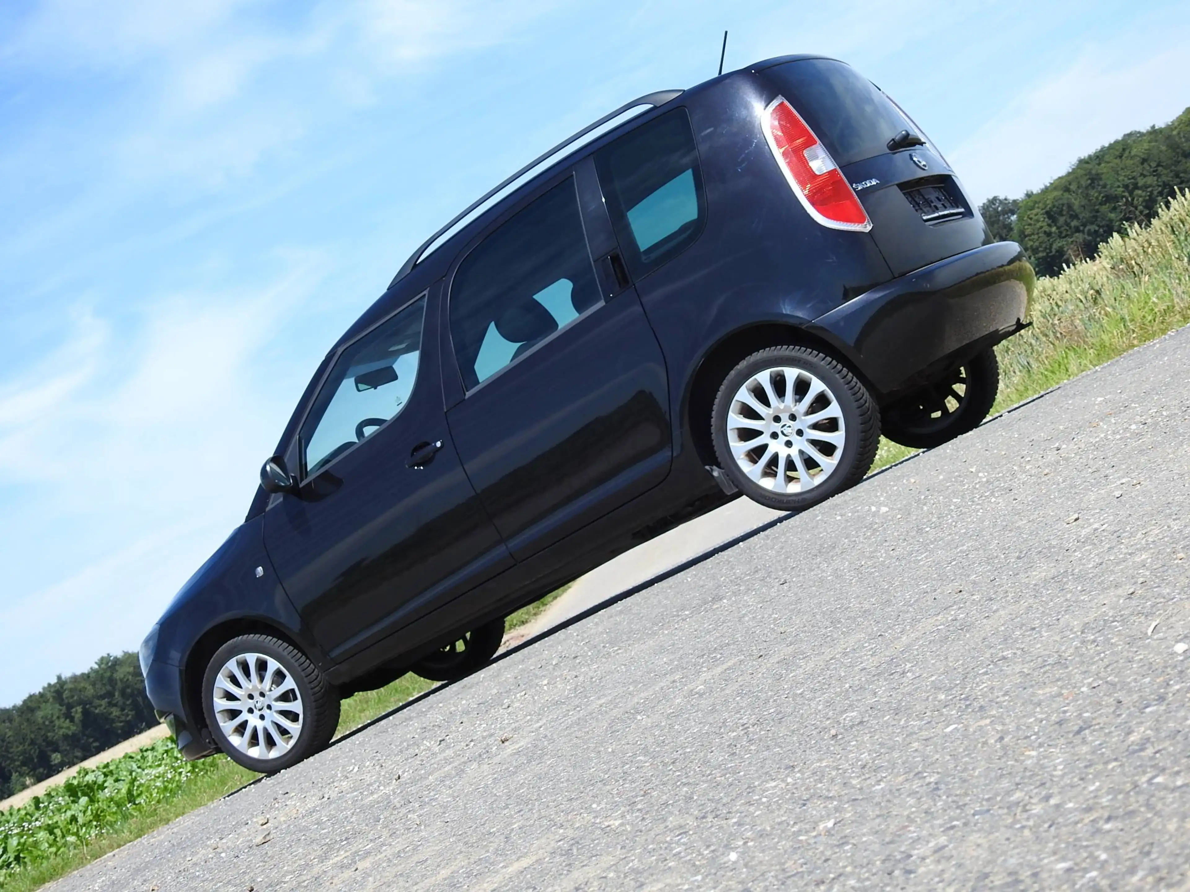 Skoda Roomster 1.2 TSI . Klima. Ganzjahresreifen. Sitzheizung! — photo 37