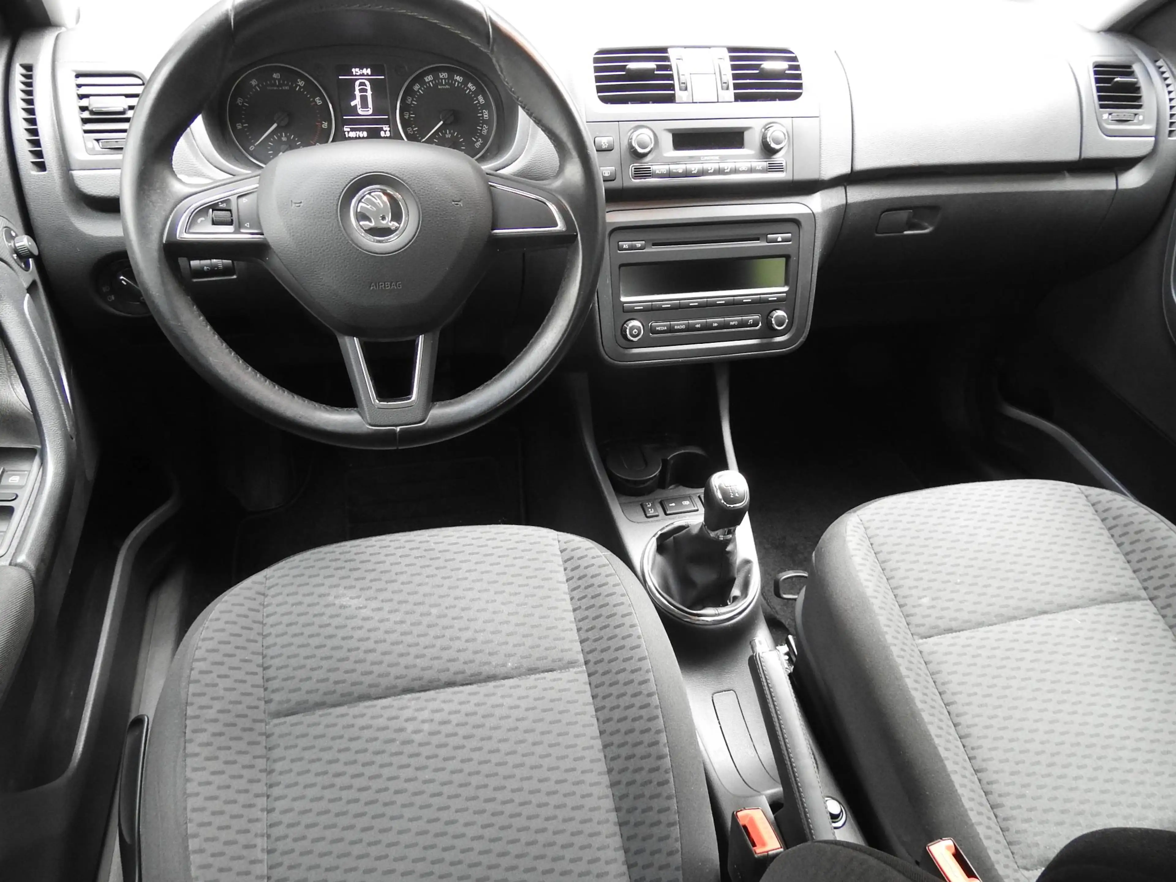 Skoda Roomster 1.2 TSI . Klima. Ganzjahresreifen. Sitzheizung! — photo 28