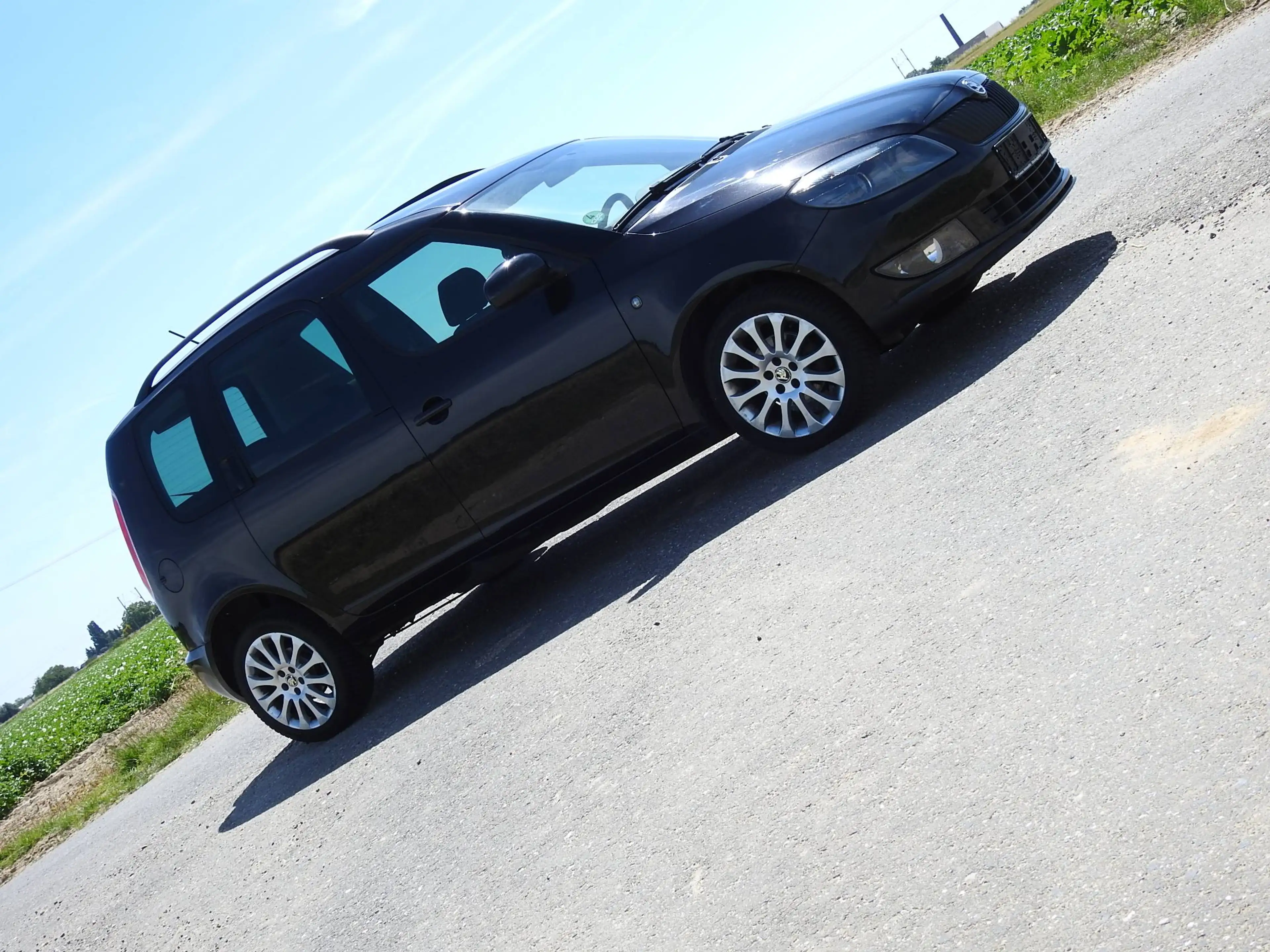 Skoda Roomster 1.2 TSI . Klima. Ganzjahresreifen. Sitzheizung! — photo 40