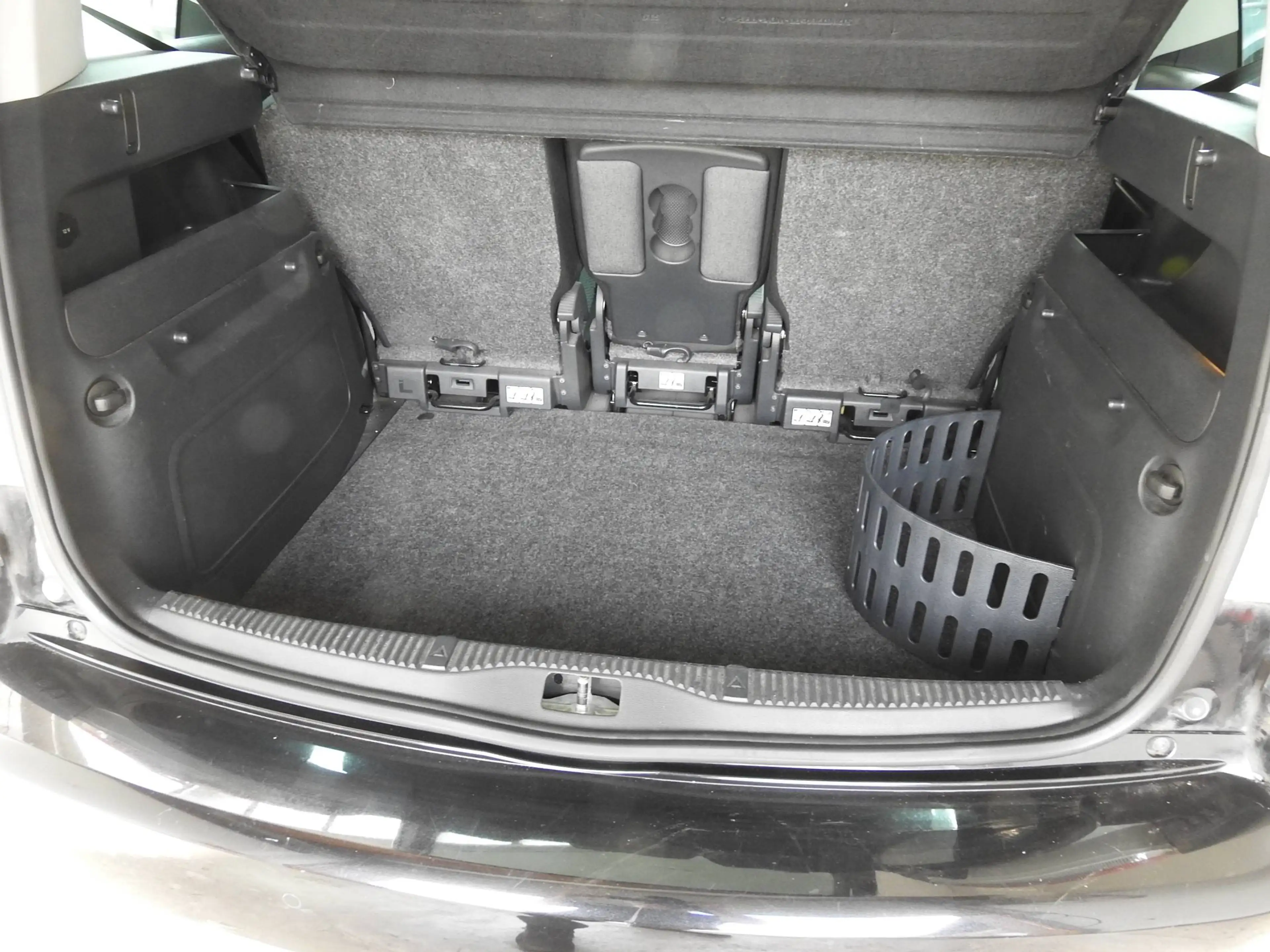 Skoda Roomster 1.2 TSI . Klima. Ganzjahresreifen. Sitzheizung! — photo 23