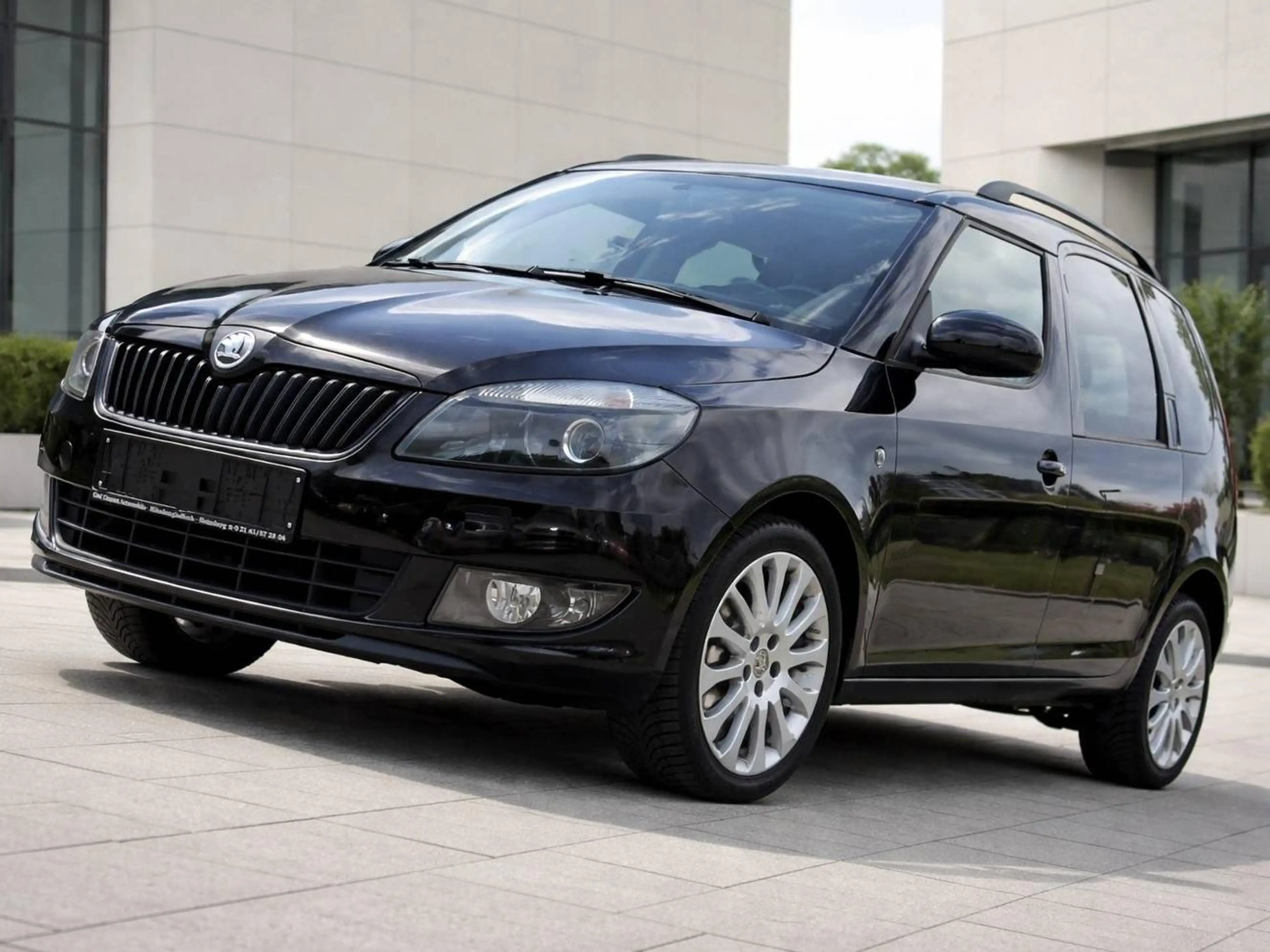 Skoda Roomster 1.2 TSI . Klima. Ganzjahresreifen. Sitzheizung!