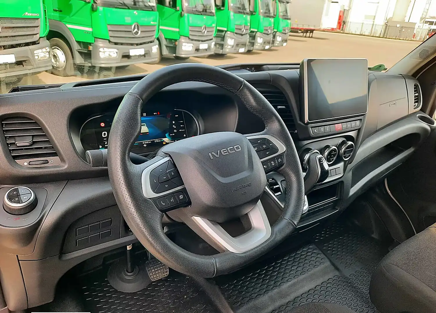 Iveco Daily Daily 35S16A8 Koffer/LBW - Neues Modell Weiß - 2