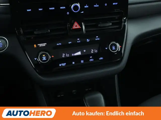 Hyundai Ioniq view 24