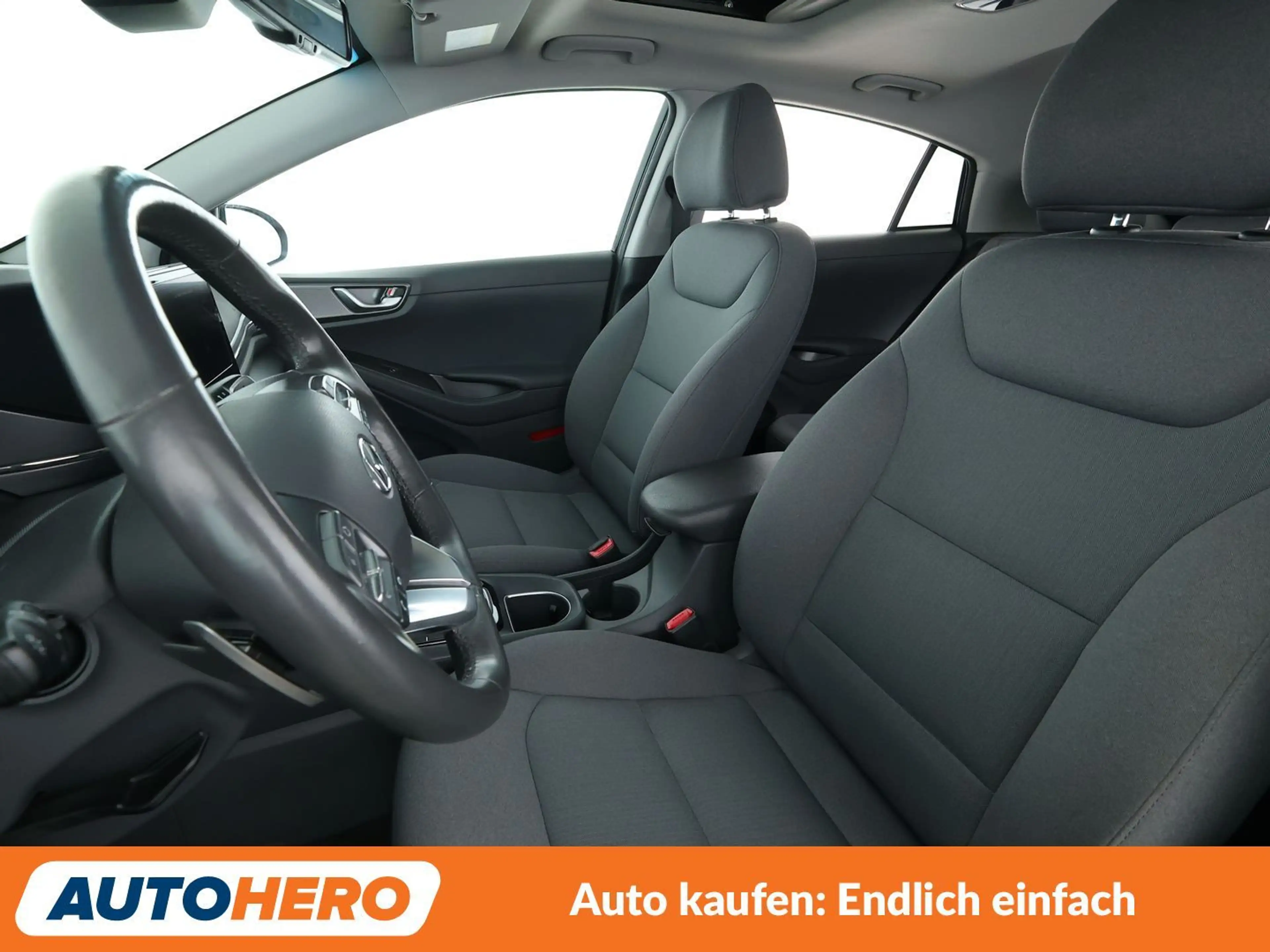 Hyundai IONIQ 1.6 Plug-in Hybrid Advantage Aut.*NAVI*LED* — photo 10