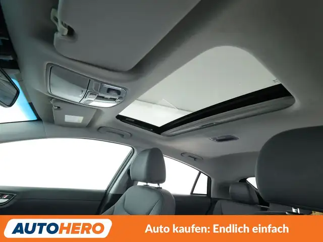 Hyundai Ioniq view 30