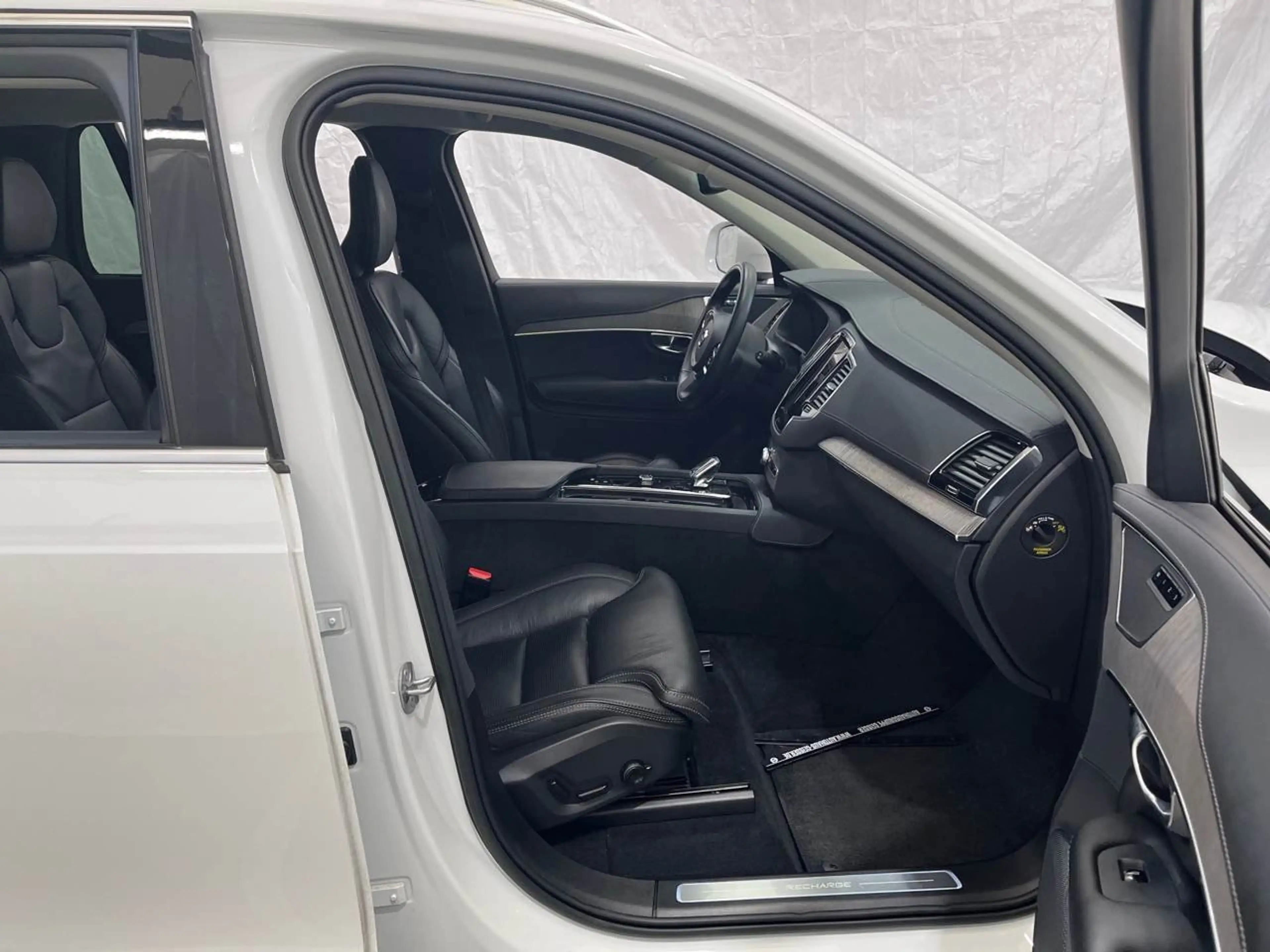 Volvo XC90 XC 90 T8 AWD Inscription Edition Plug-In — photo 10
