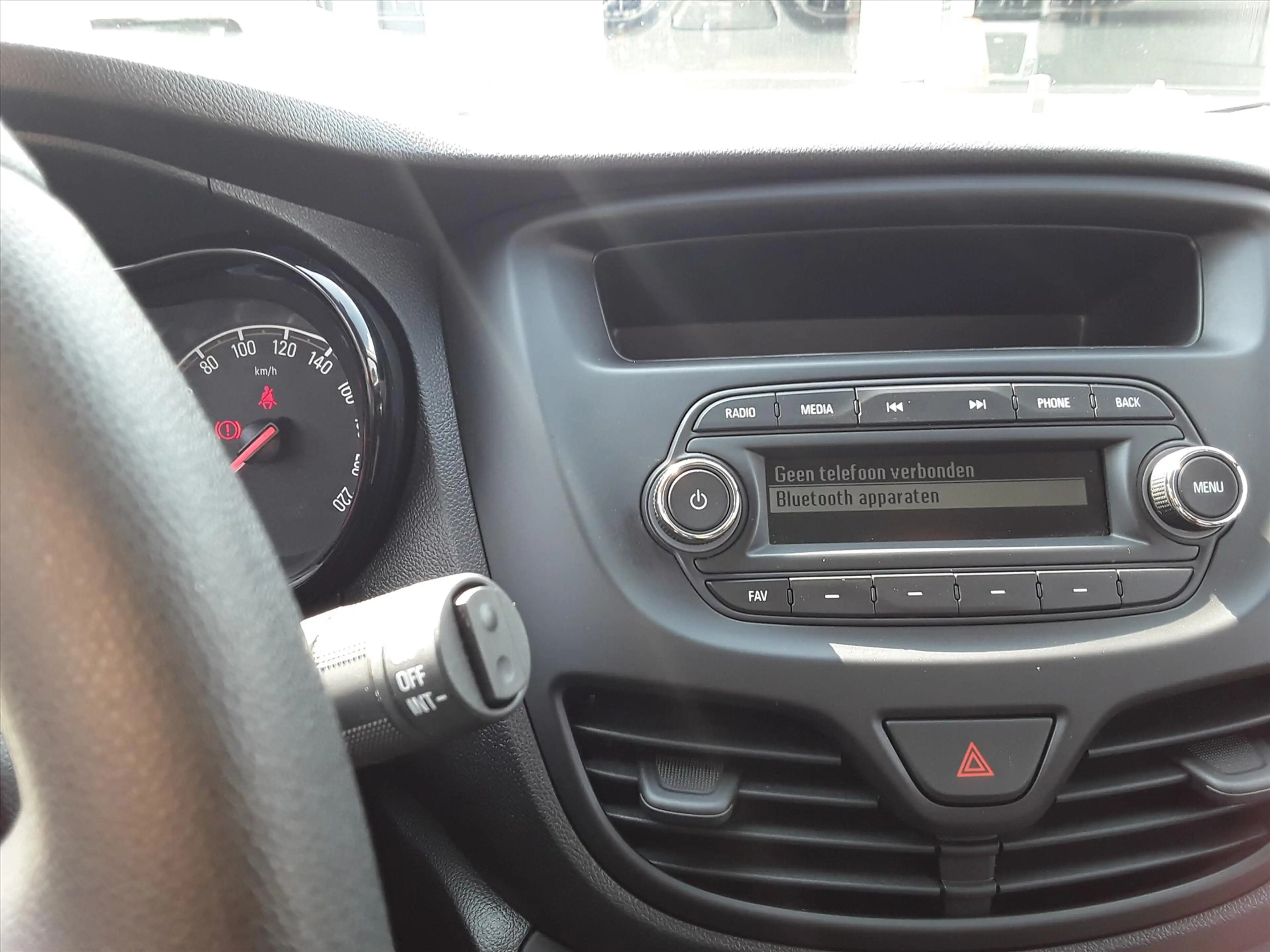 Opel Karl 1.0 Start/Stop 75pk 120 Jaar Edition PDC/ML/15" — photo 21