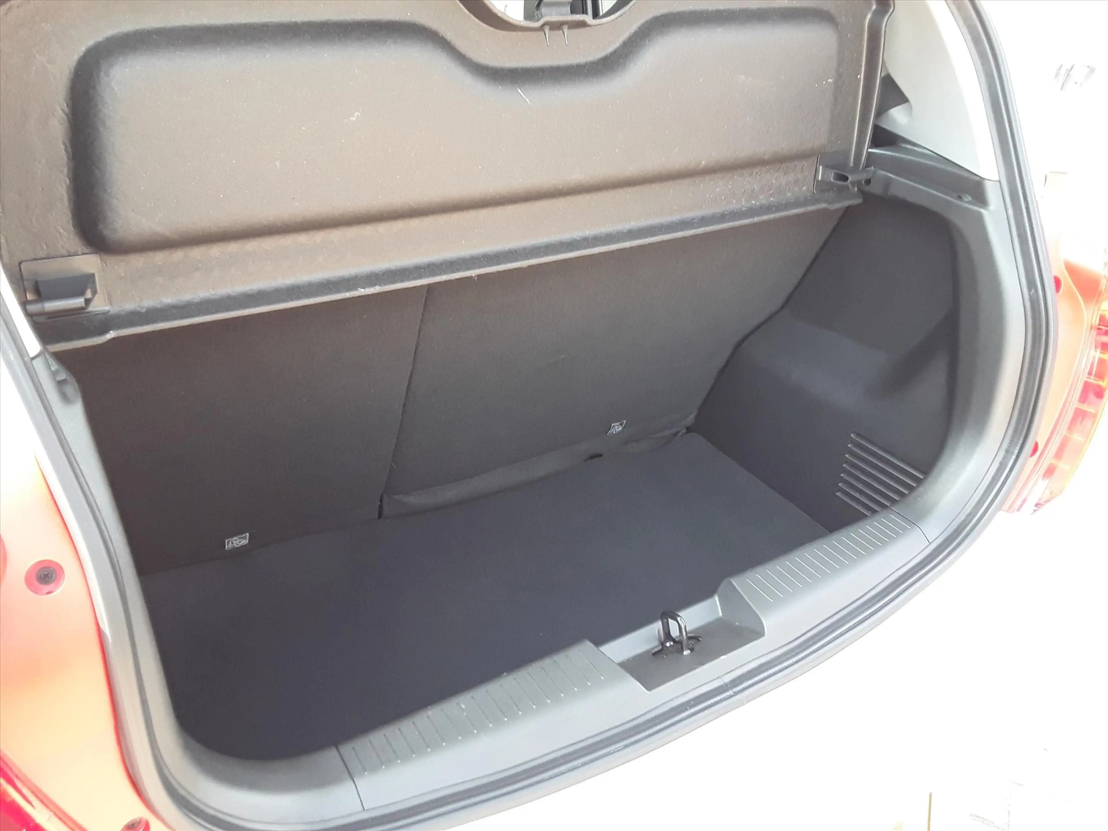 Opel Karl 1.0 Start/Stop 75pk 120 Jaar Edition PDC/ML/15" — photo 8