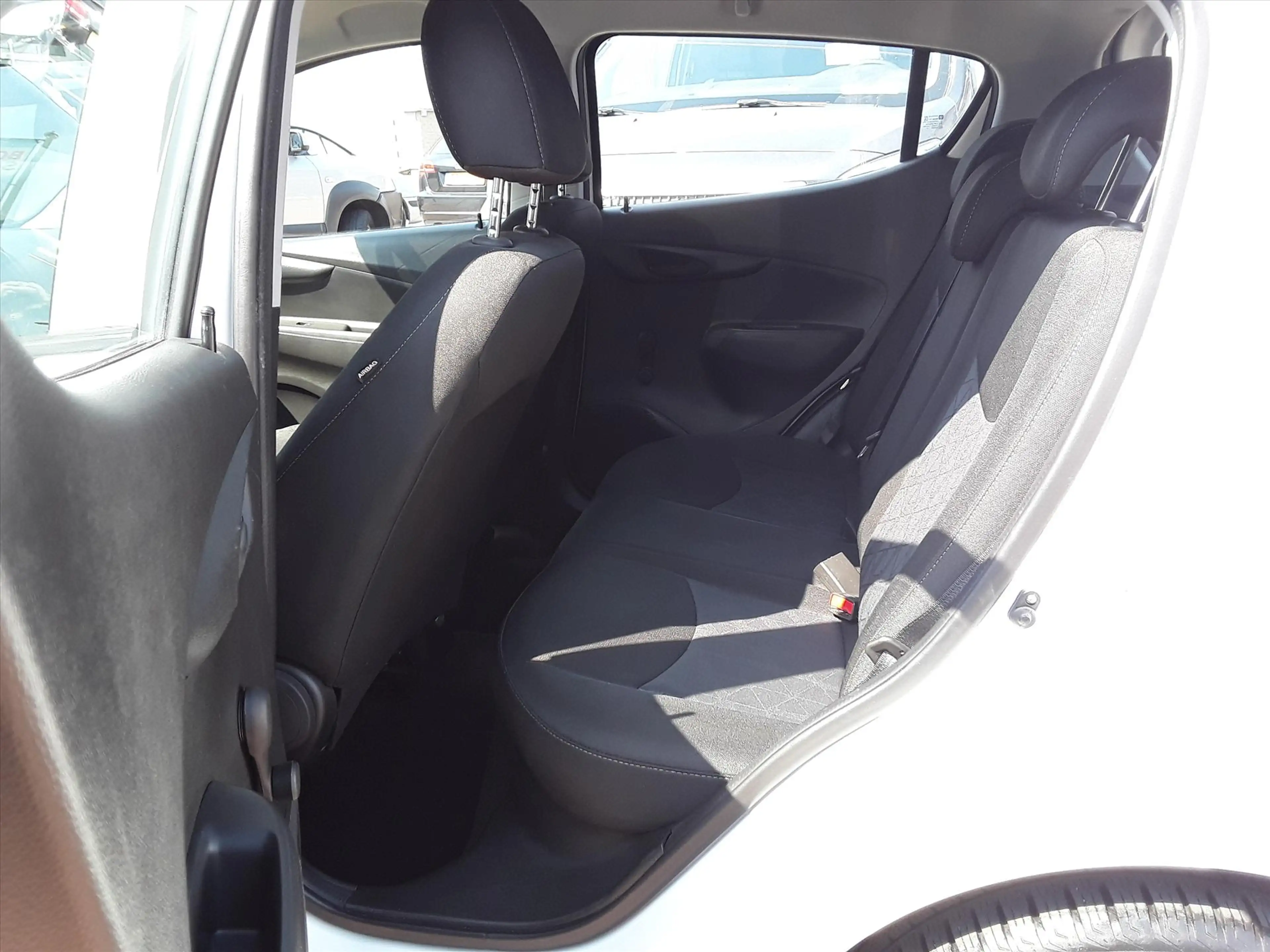 Opel Karl 1.0 Start/Stop 75pk 120 Jaar Edition PDC/ML/15" — photo 12