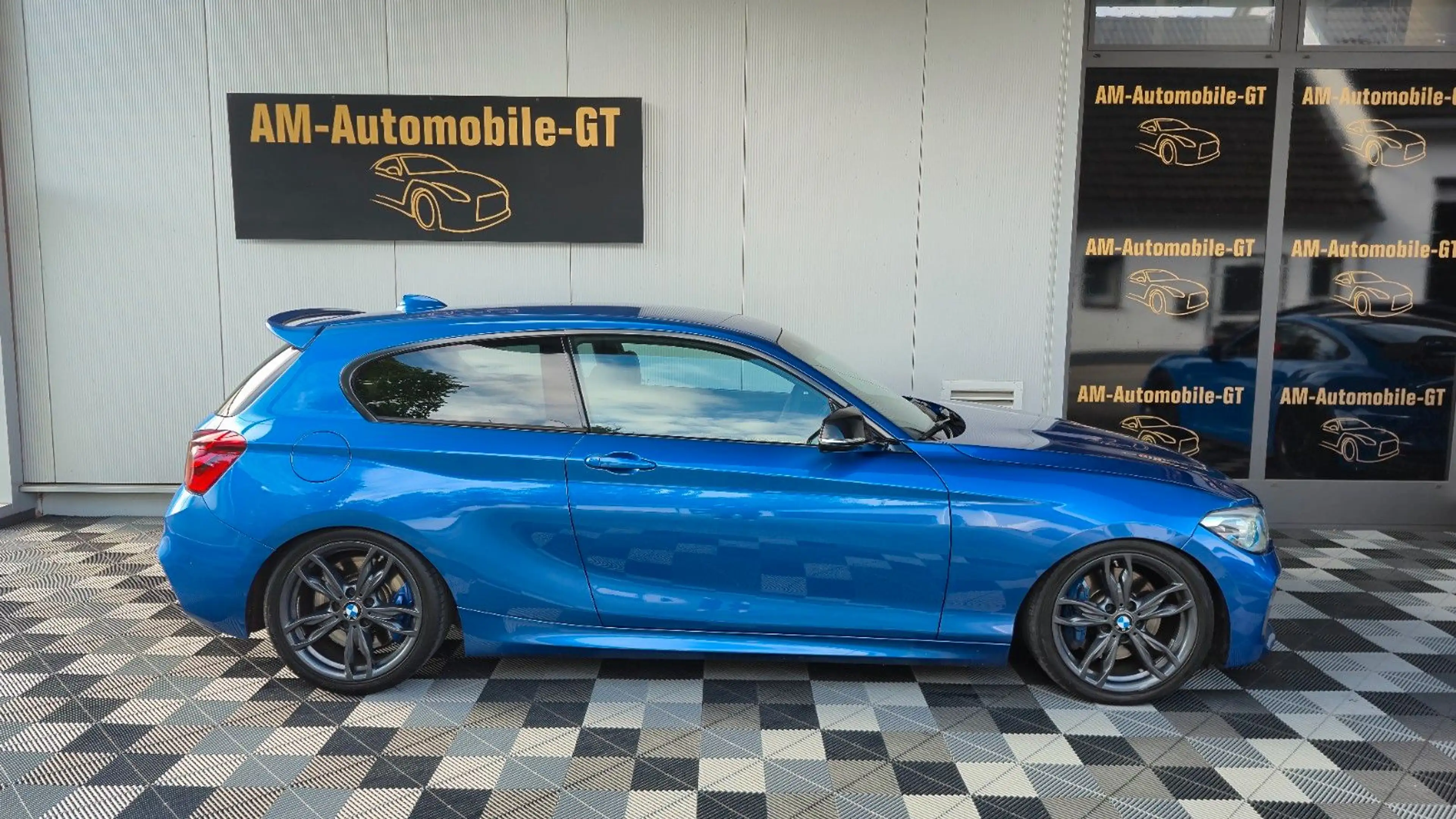 BMW 135 1 Limousine 3-trg. M135 i*RWD*LED* — photo 8