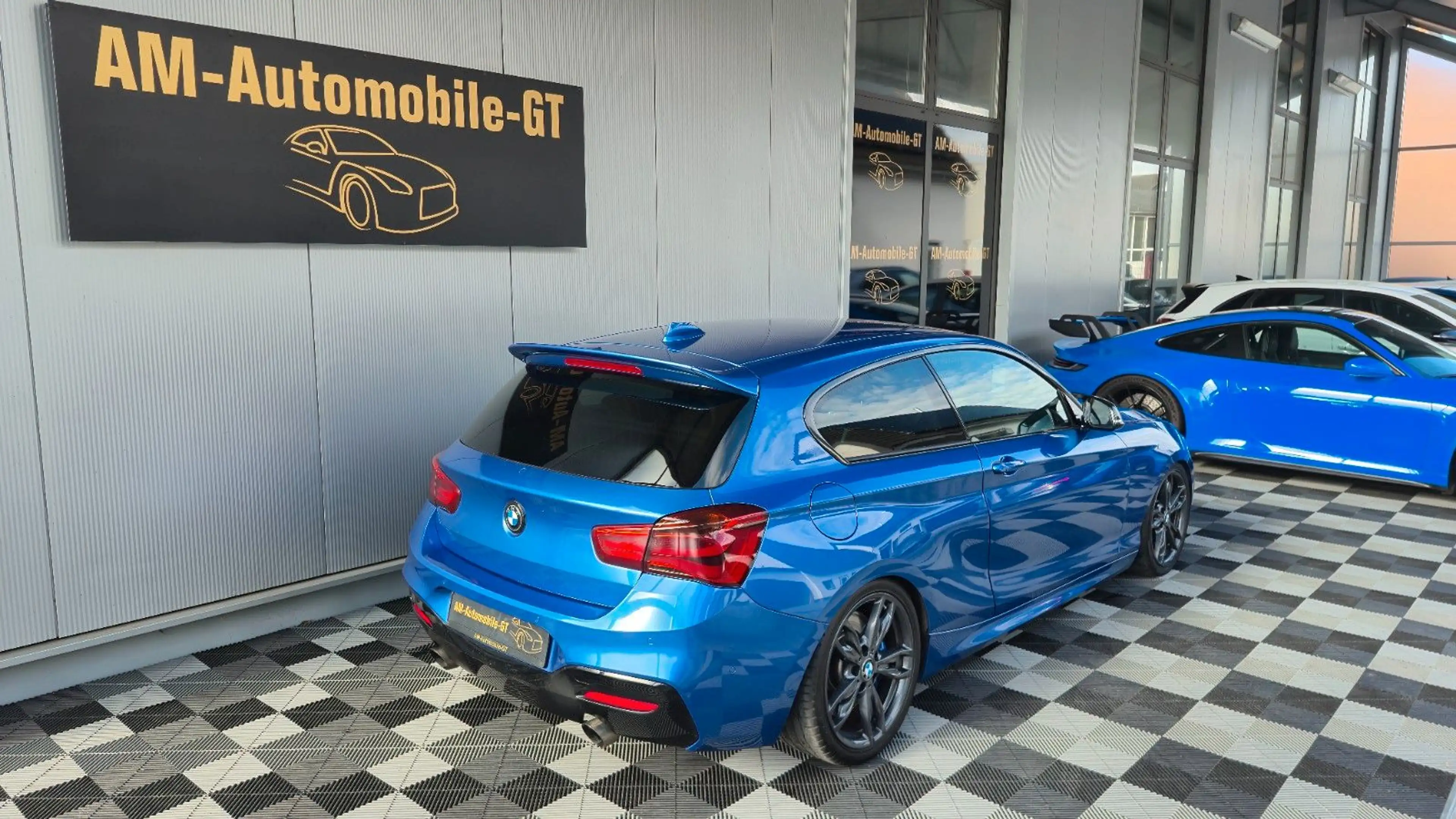 BMW 135 1 Limousine 3-trg. M135 i*RWD*LED* — photo 9