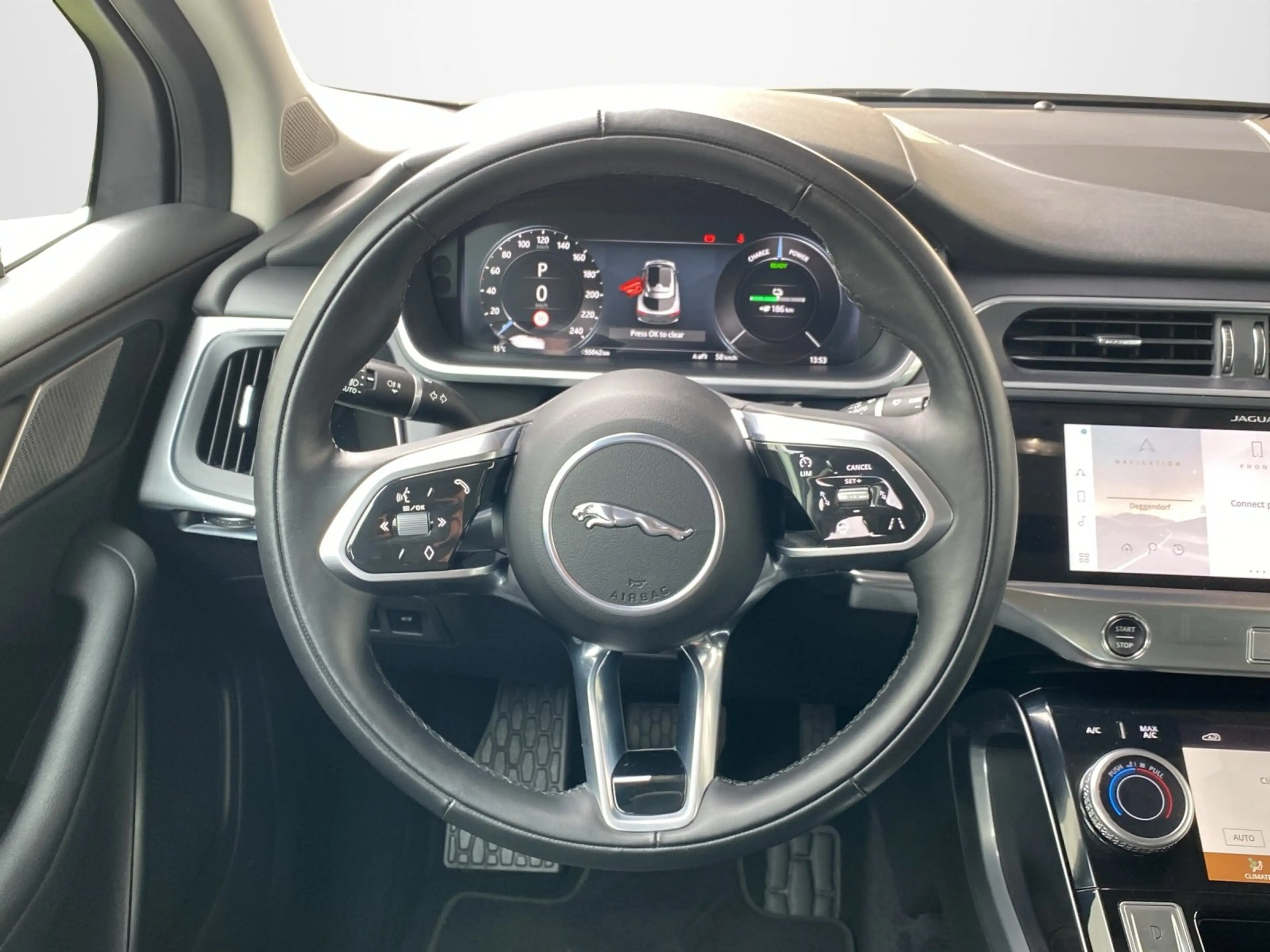 Jaguar I-Pace EV400 S ACC*LED*Navi*StHzg*WiPa*AWD — photo 10
