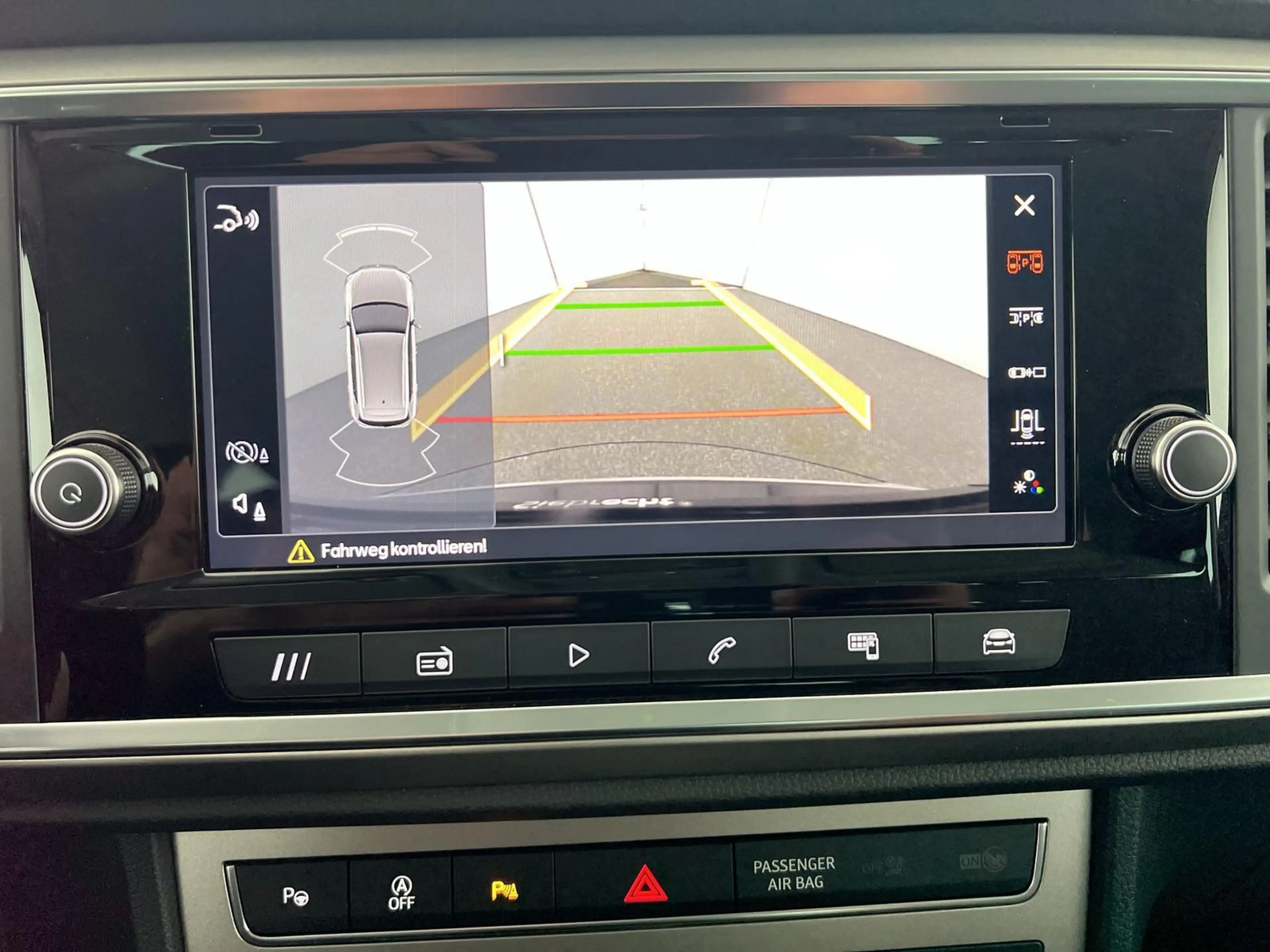 SEAT Ateca Xperience 1.5TSI*SHZ*LKH*RFK*AHK*uvm — photo 9